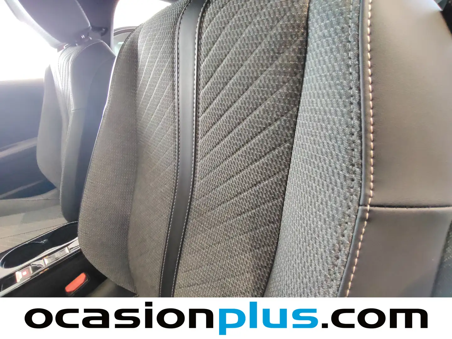 Foto Peugeot 208 Peugeot 208 PureTech 100 Allure (100 CV)