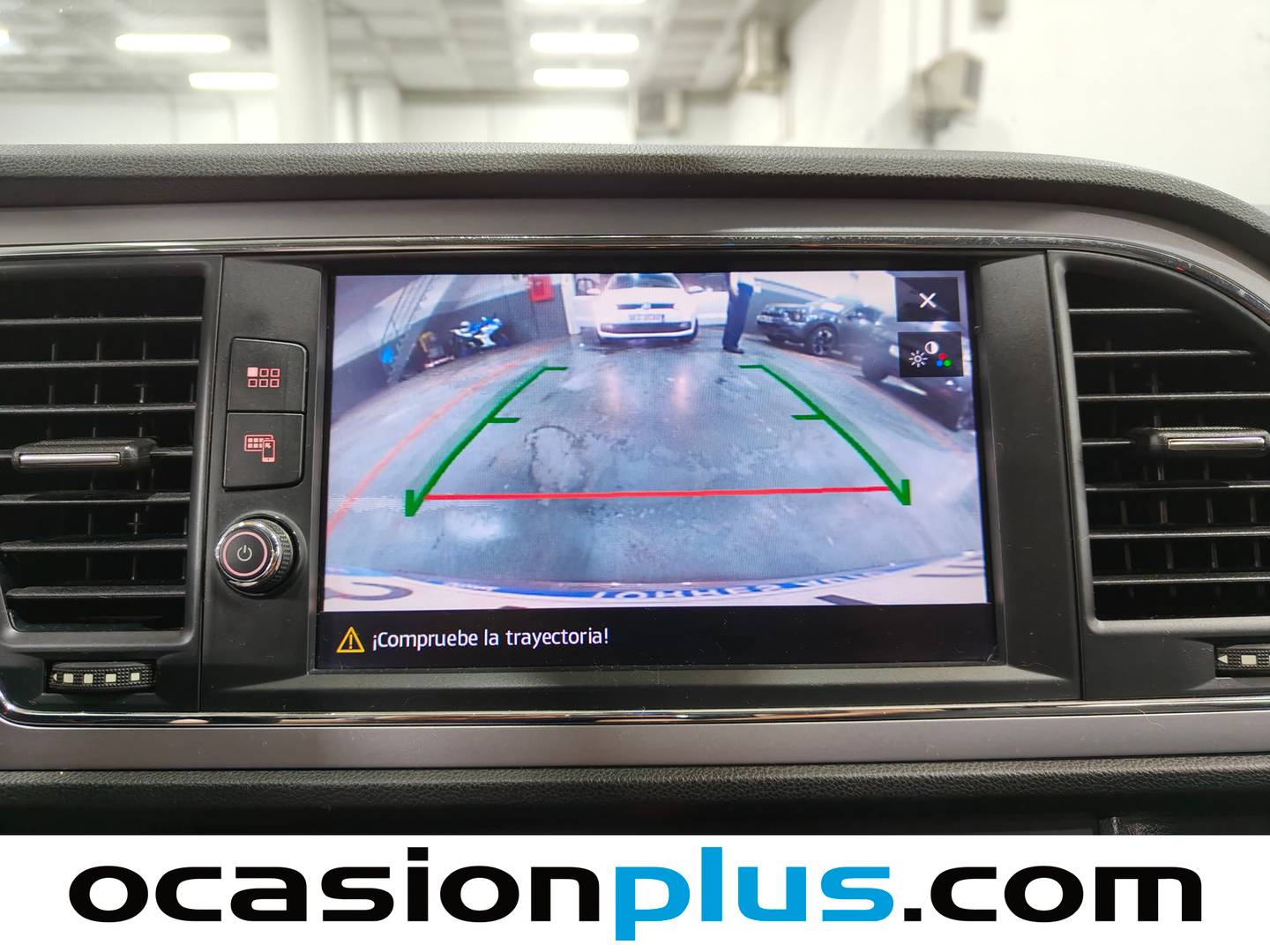 Equipamiento del Seat León SEAT León ST 1.6 TDI S&S Style Advanced Nav (115 CV)