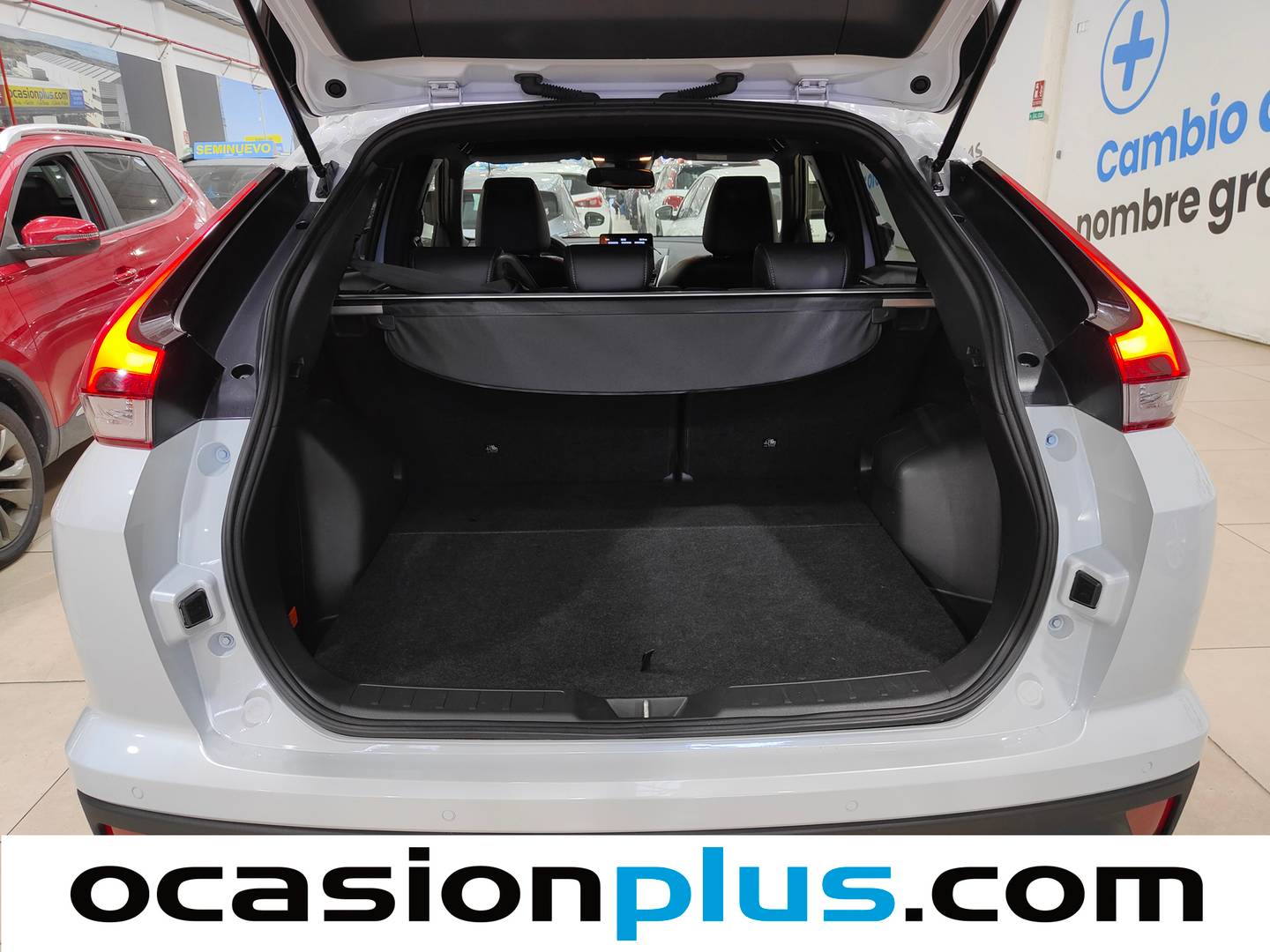 Fotos maletero Mitsubishi Eclipse Cross Mitsubishi Eclipse Cross 2.4 PHEV Kaiteki 4WD Auto (188 CV)