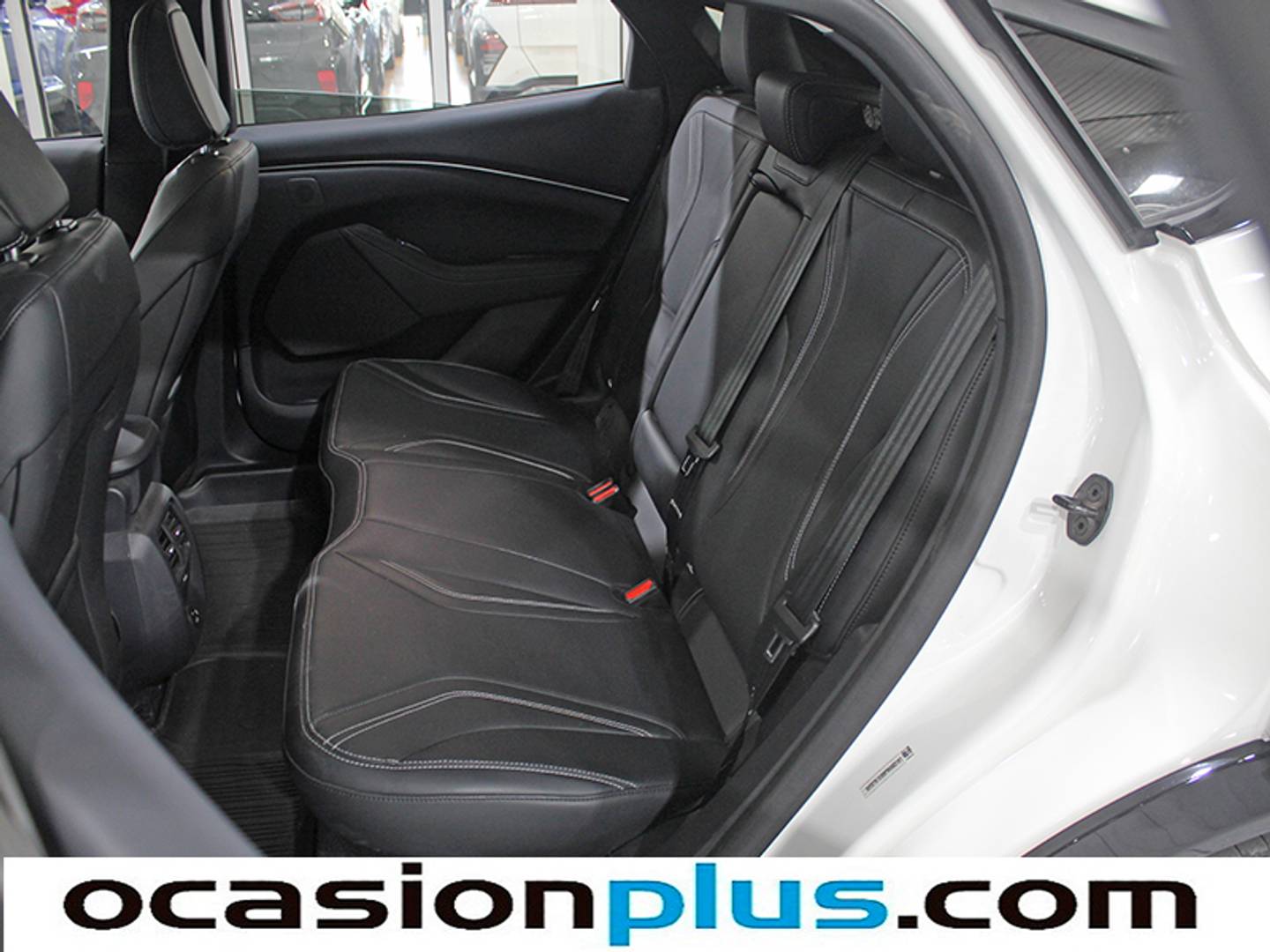 Foto Ford Mustang Mach-E Ford Mustang Mach-E Base Rango Estandar RWD (269 CV)