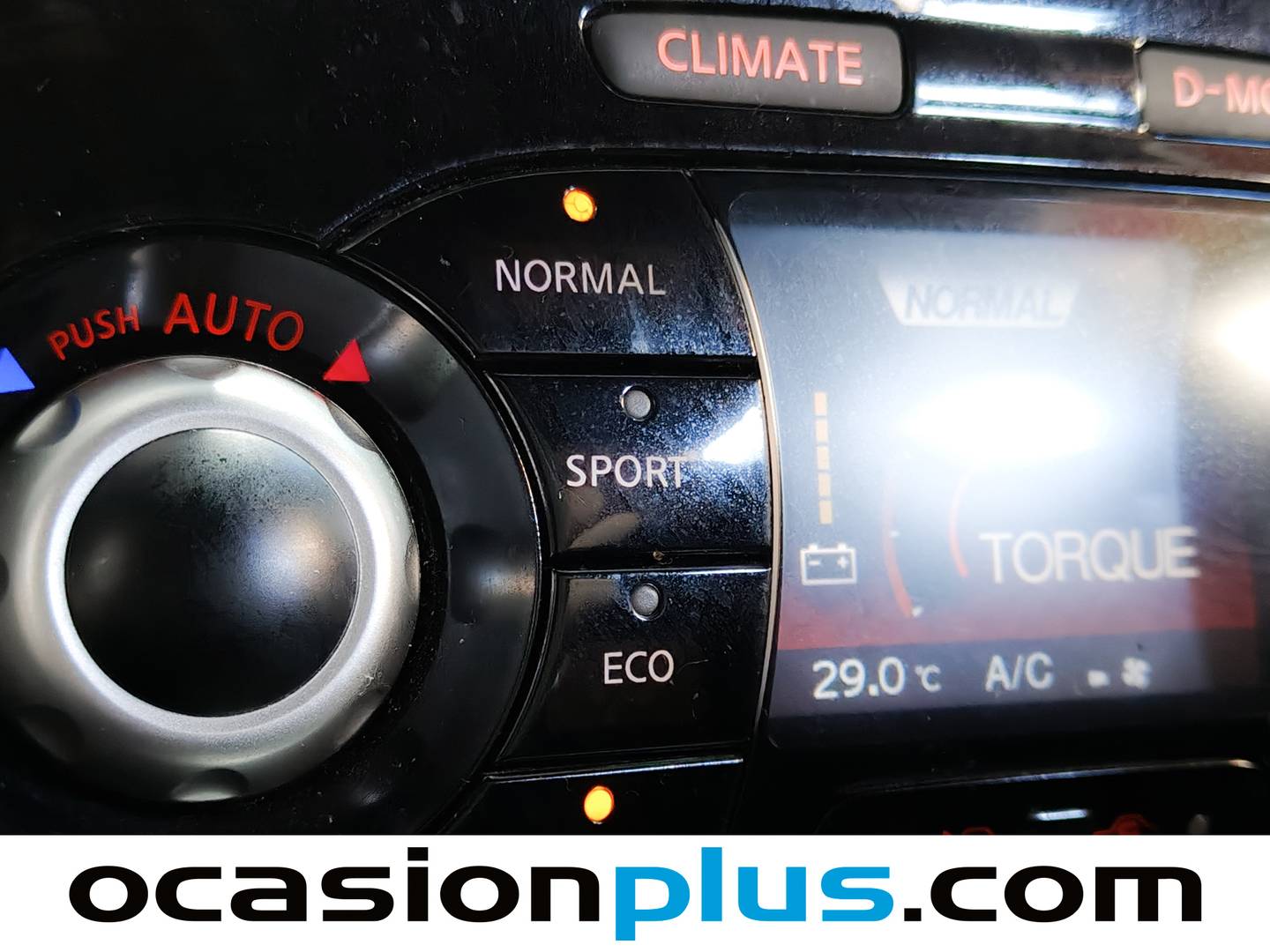 Foto Nissan JUKE Nissan Juke DIG-T N-Connecta 4x2 (115 CV)