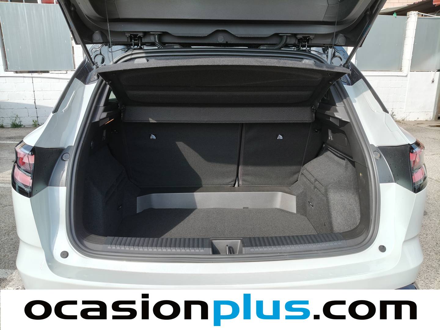 Fotos maletero Renault Austral Renault Austral Techno Mild Hybrid Auto (158 CV)