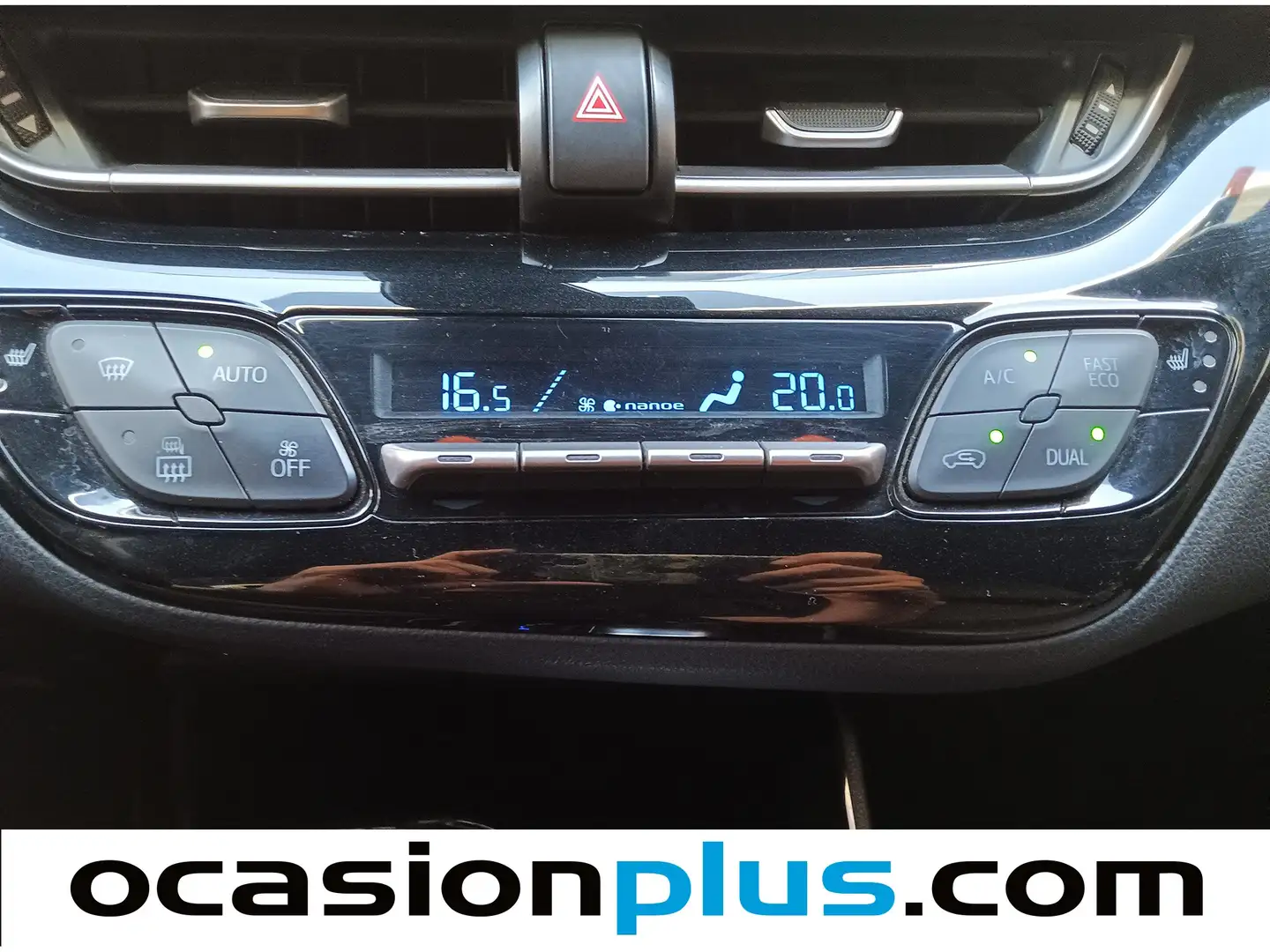 Foto Toyota C-HR Toyota C-HR 1.8 125H Dynamic Plus (122 CV)