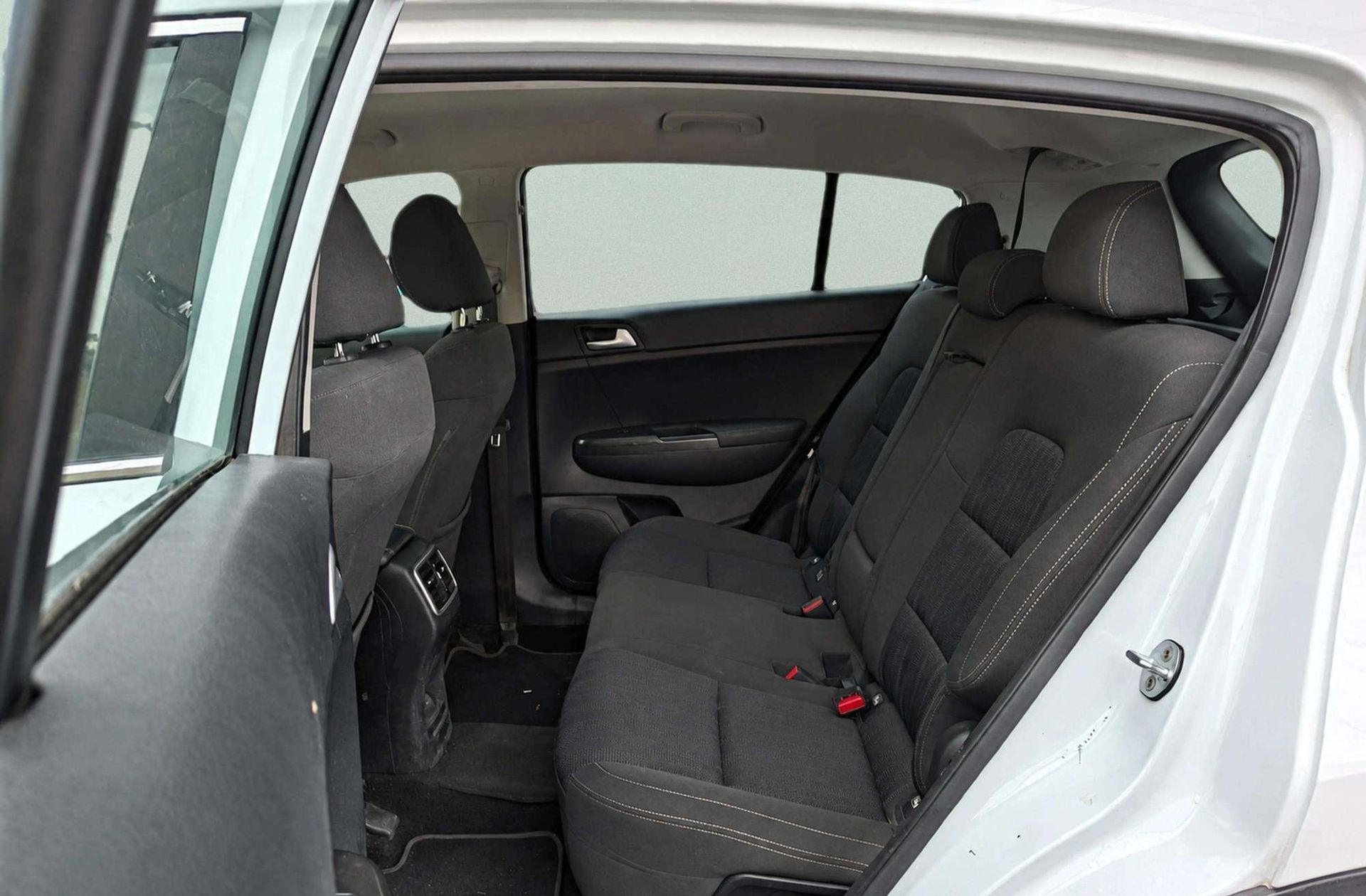 Kia Sportage 1.6 GDi Concept 4x2 - foto 10