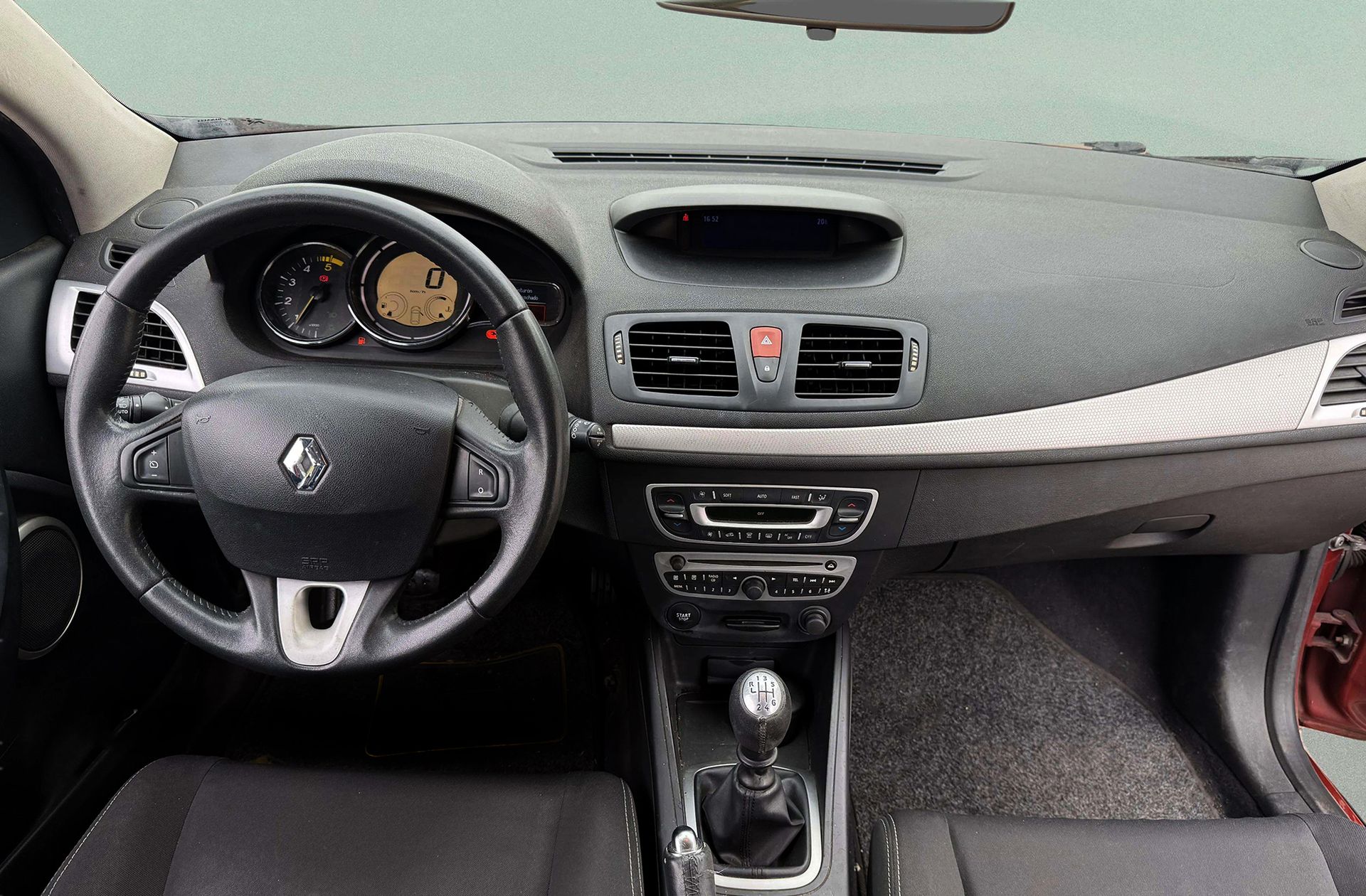 Renault Mégane Coupe 1.5 dCi Dynamique - foto 6