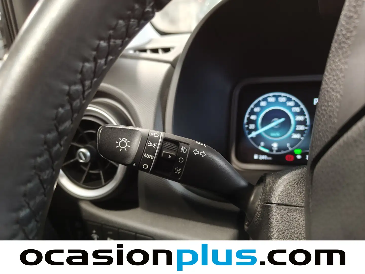 Foto Hyundai Kona Hyundai Kona 1.6 GDI HEV Maxx DCT (141 CV)