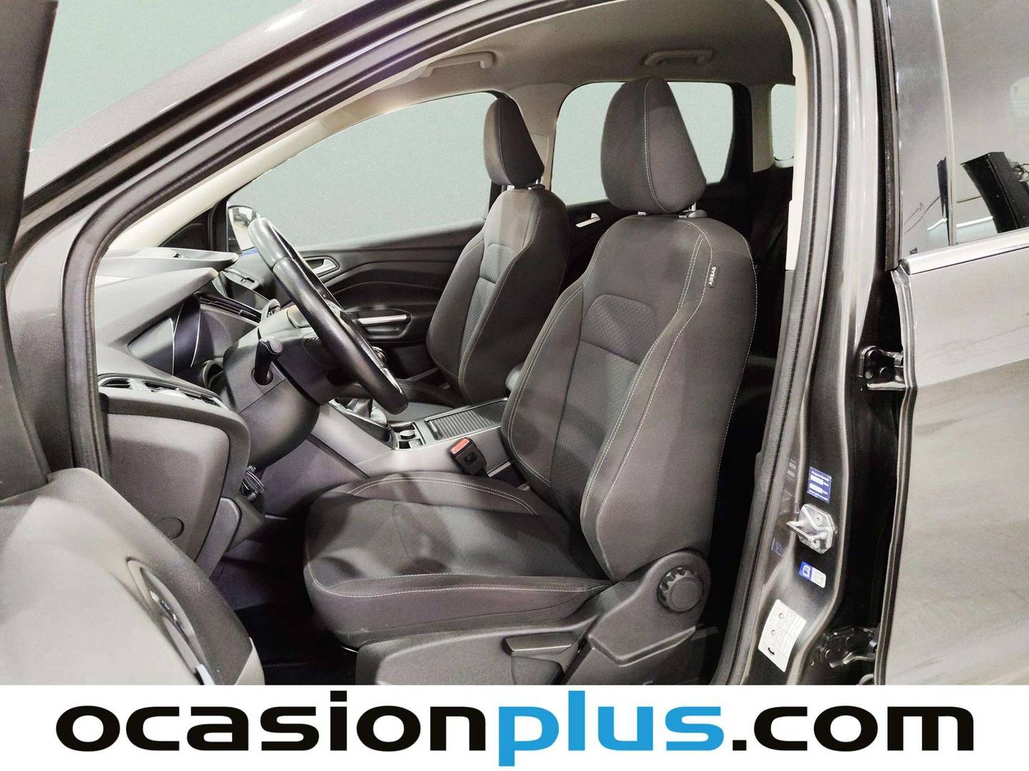 Foto asientos delanteros Ford Kuga Ford Kuga 1.5 EcoBoost S&S Trend+ 4x2 (120 CV)