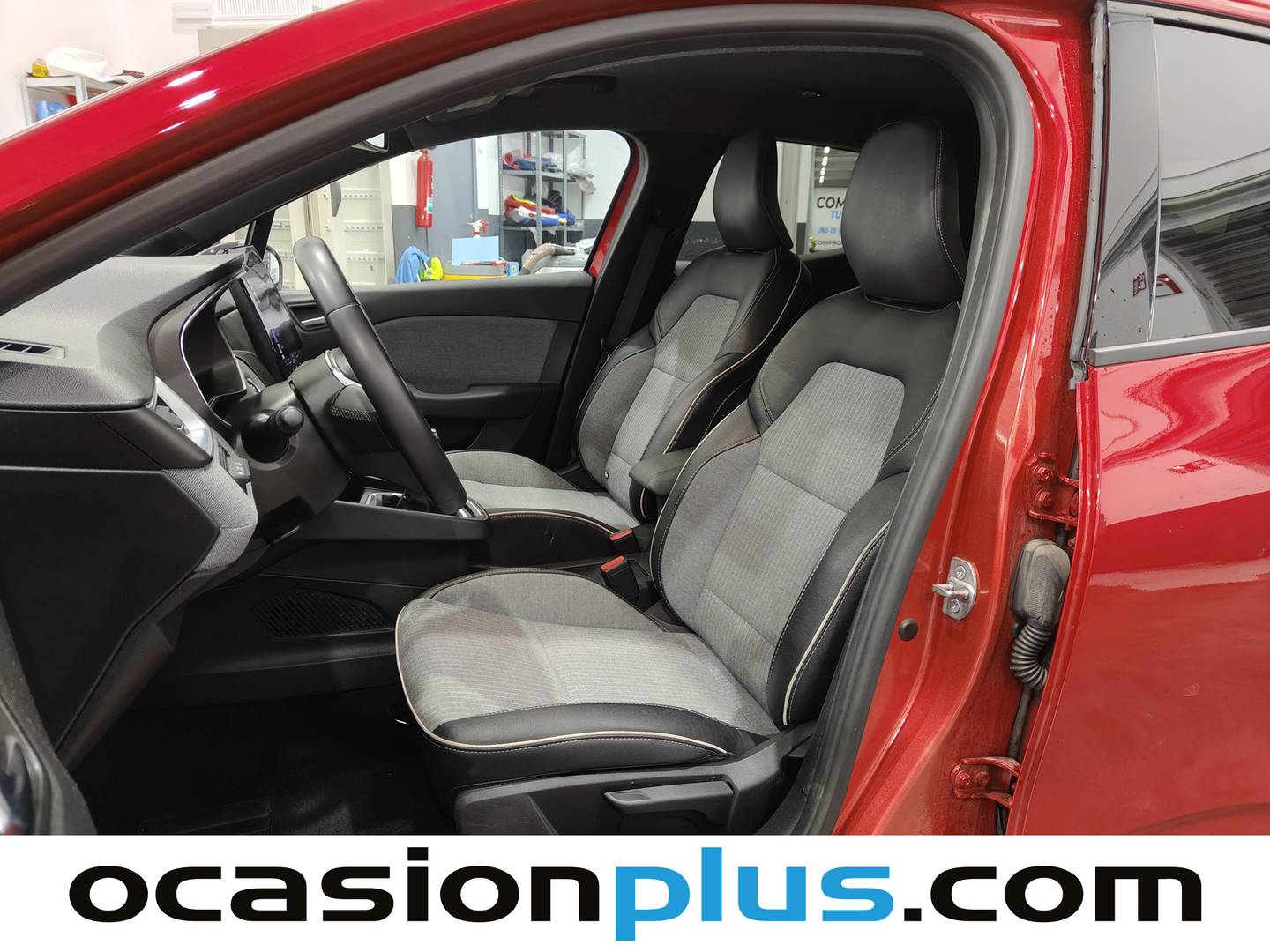 Foto asientos delanteros Renault Clio Renault Clio Techno TCe (90 CV)