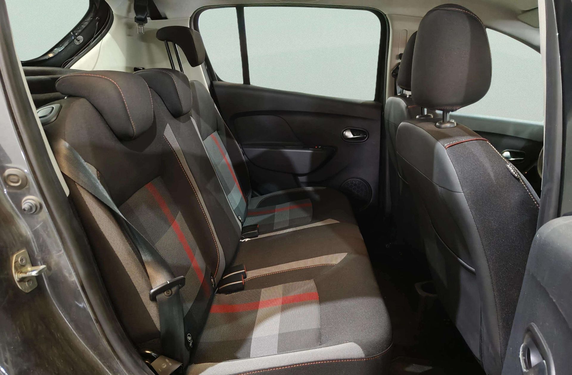 Dacia Sandero Serie Limitada Xplore TCe - foto 14