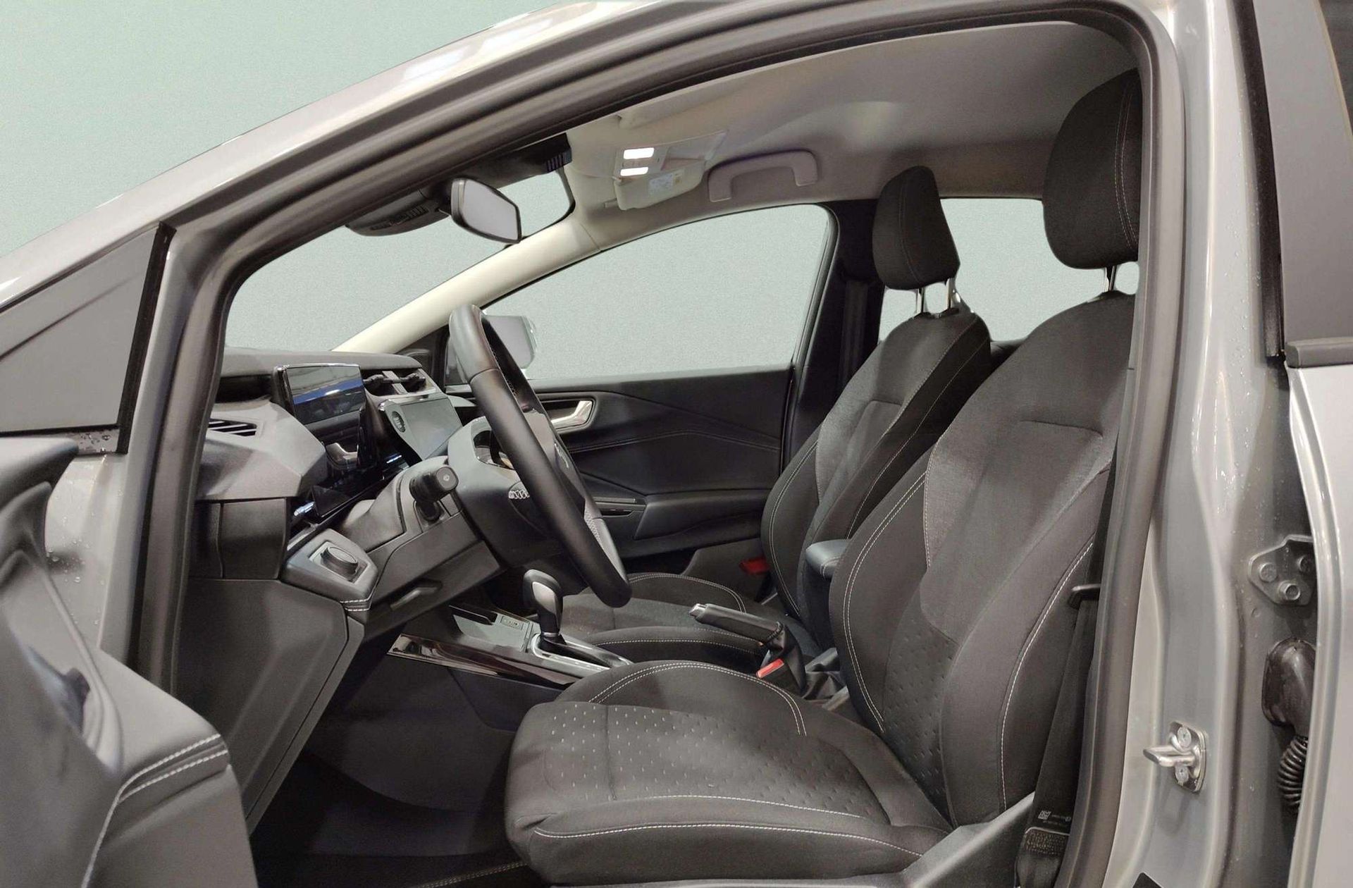 Ford Puma 1.0 EcoBoost MHEV Titanium - foto 13