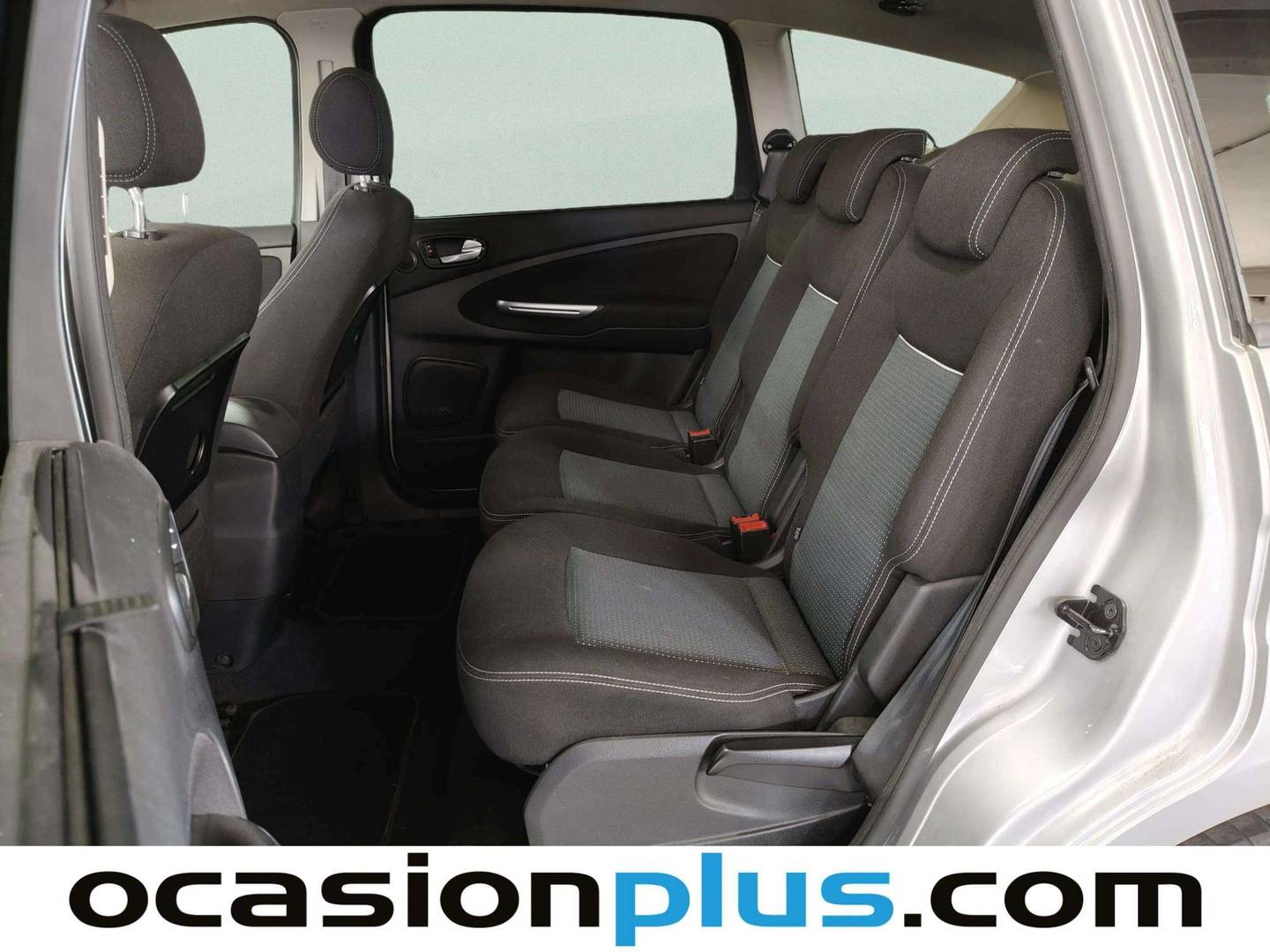 Foto asientos traseros Ford S-MAX Ford S-Max 2.0 TDCI Trend Powershift (140 CV)