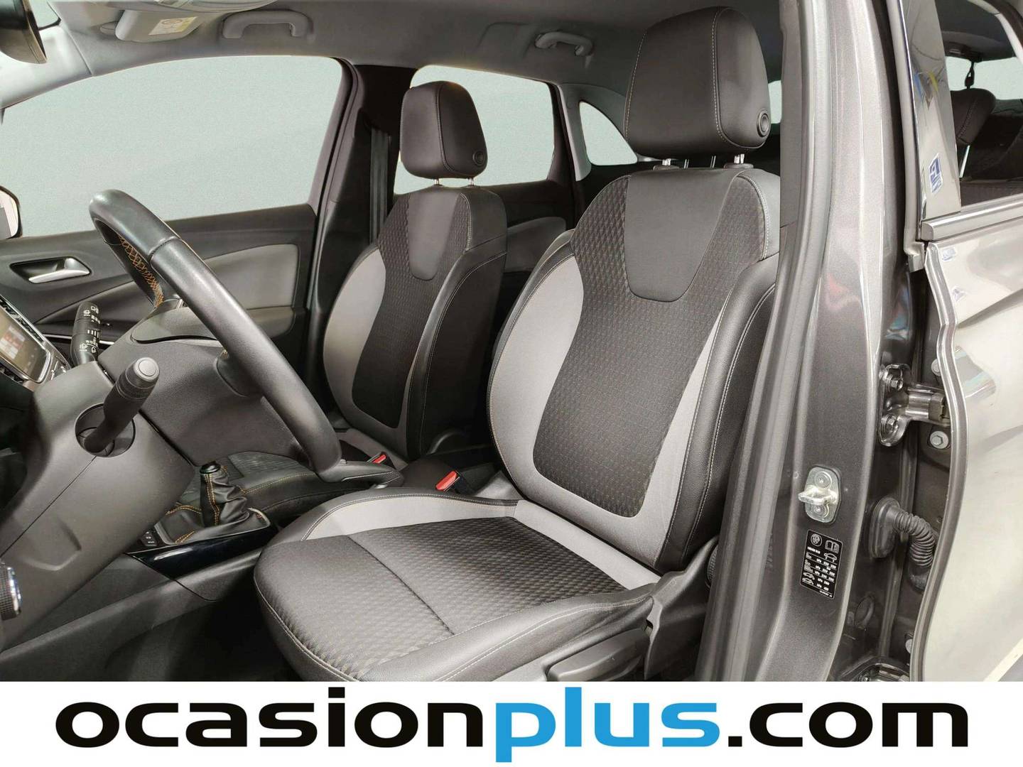 Foto Opel Crossland X Opel Crossland X 1.2 Innovation (130 CV)