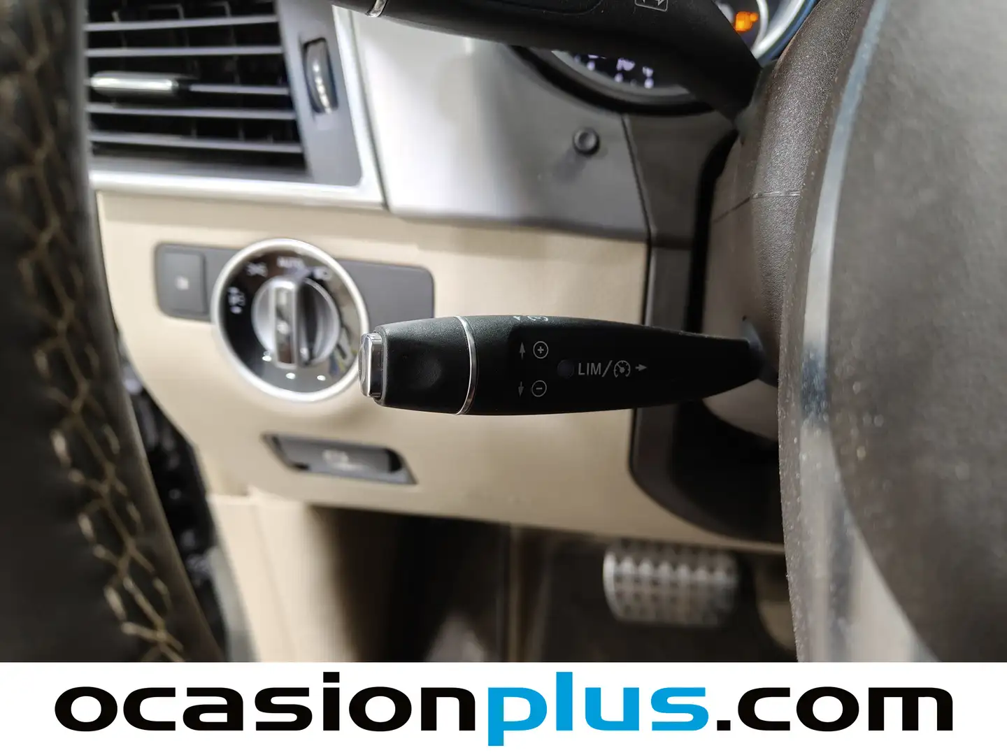 Foto Mercedes Clase M Mercedes-Benz Clase M ML 350 BlueTEC 4Matic (258 CV)