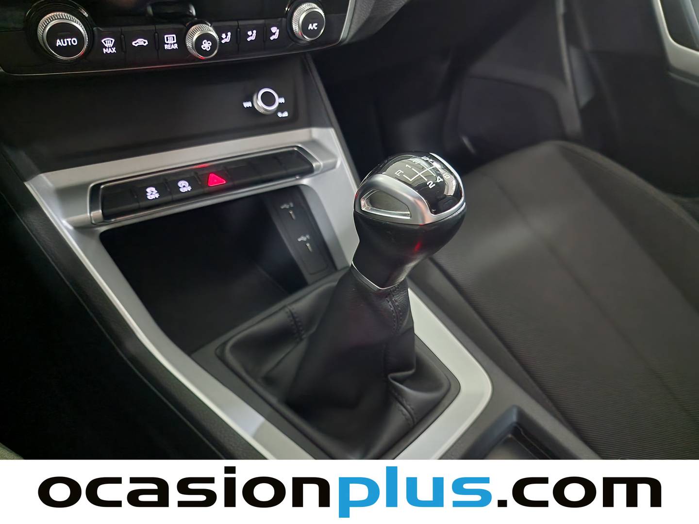 Foto Audi Q3 Audi Q3 Advanced 35 TDI (150 CV)