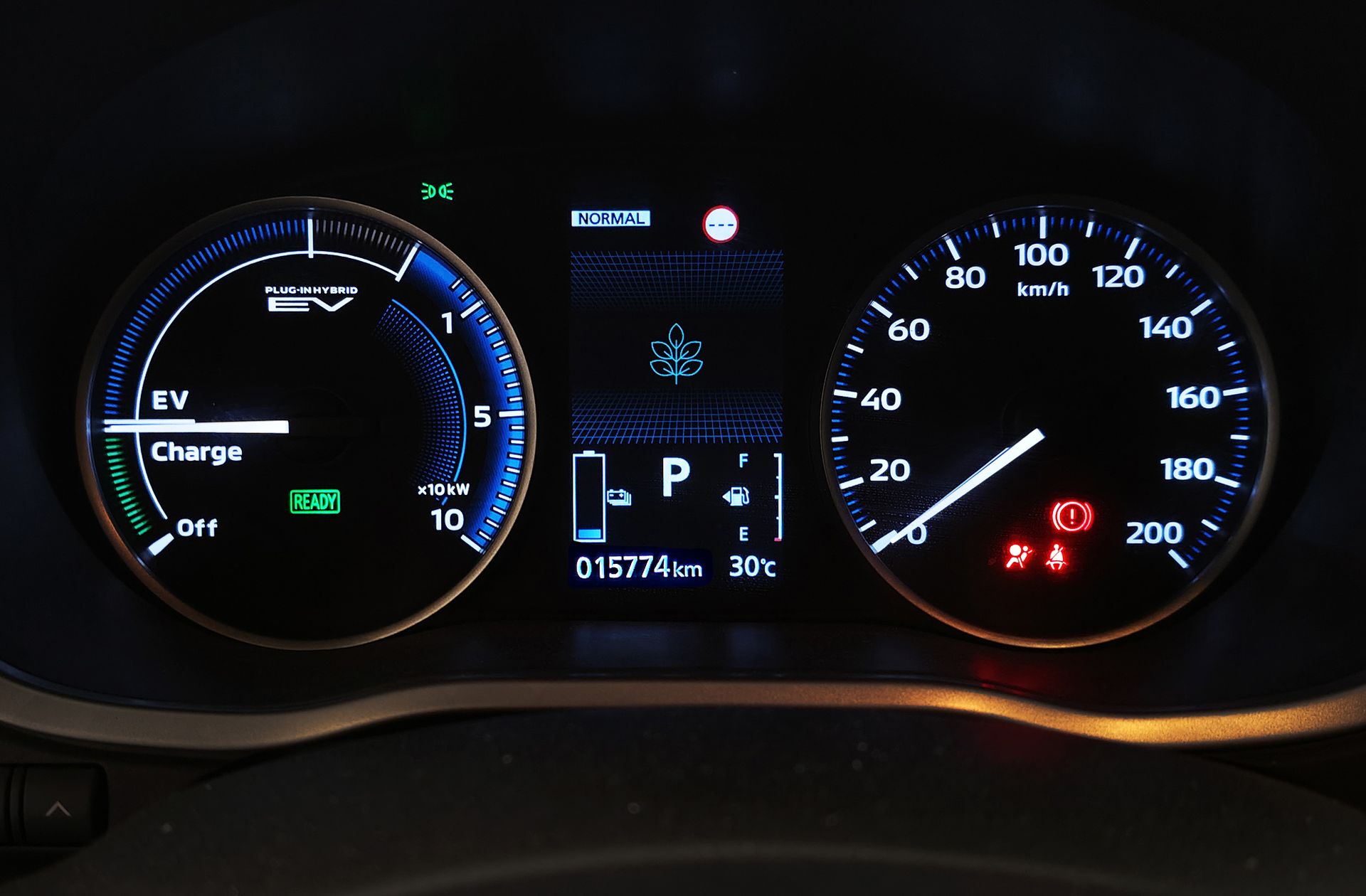 Mitsubishi Eclipse Cross 2.4 PHEV Kaiteki 4WD - foto 30
