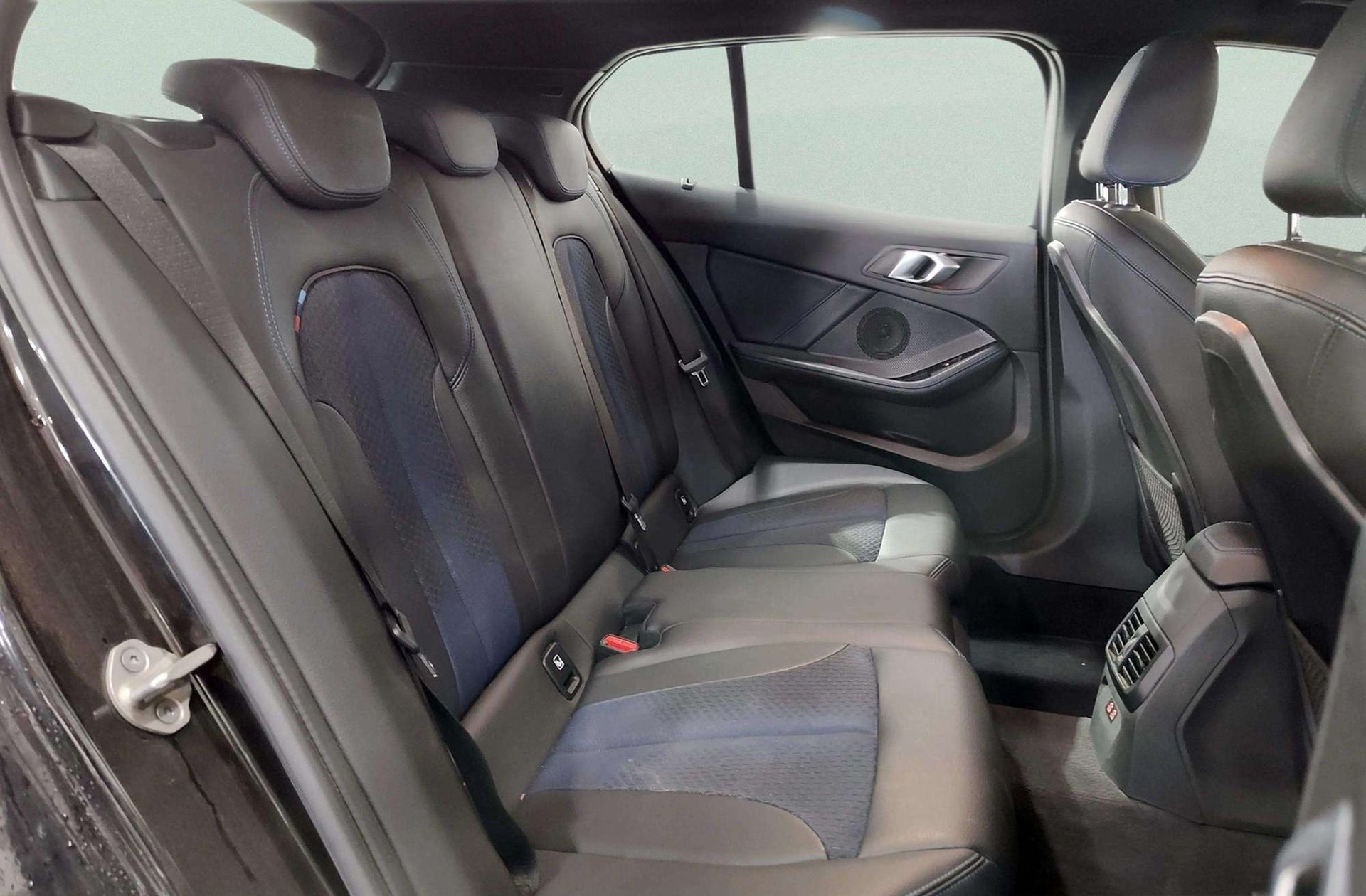 BMW Serie 1 118d Pack M - foto 19