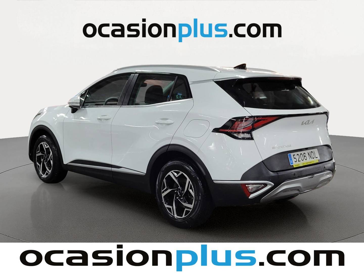Foto trasera KIA Sportage KIA Sportage 1.6 T-GDi MHEV Business 4x2 DCT (160 CV) izquierda