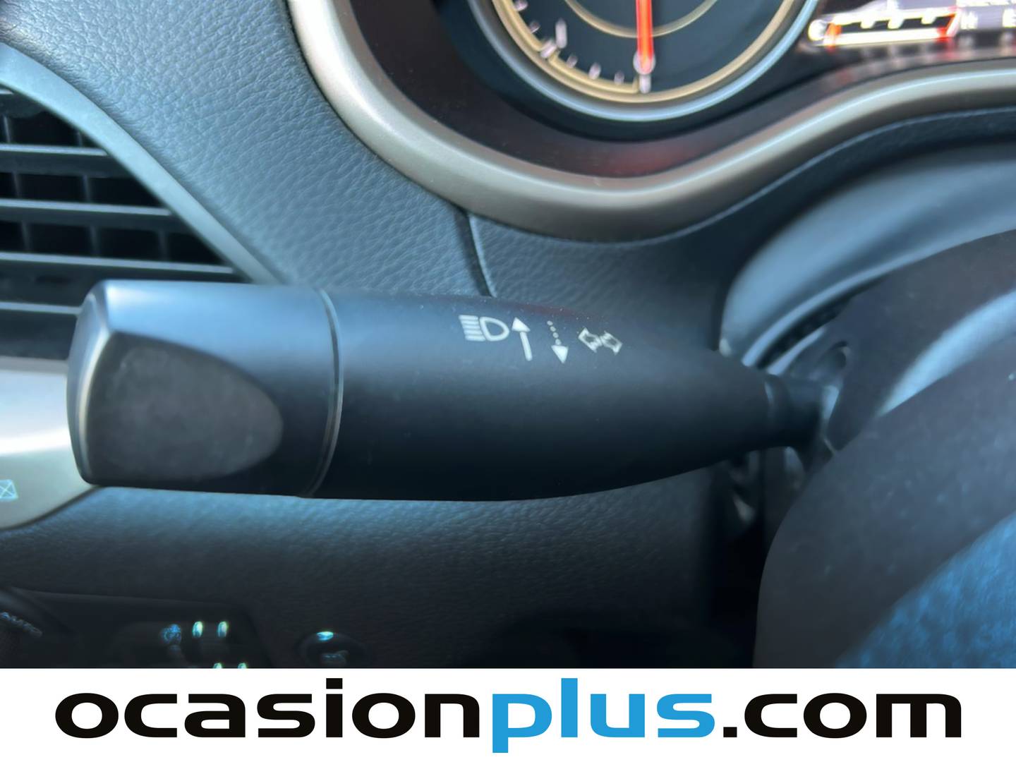 Foto Jeep Cherokee Jeep Cherokee 2.2 CRD Night Eagle Aut 4x4 (200 CV)