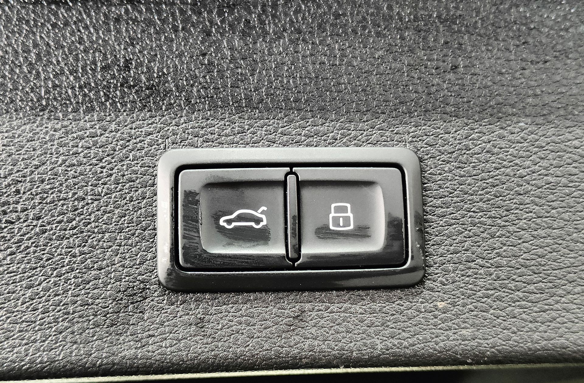 Audi Q2 Advanced 30 TDI - foto 18