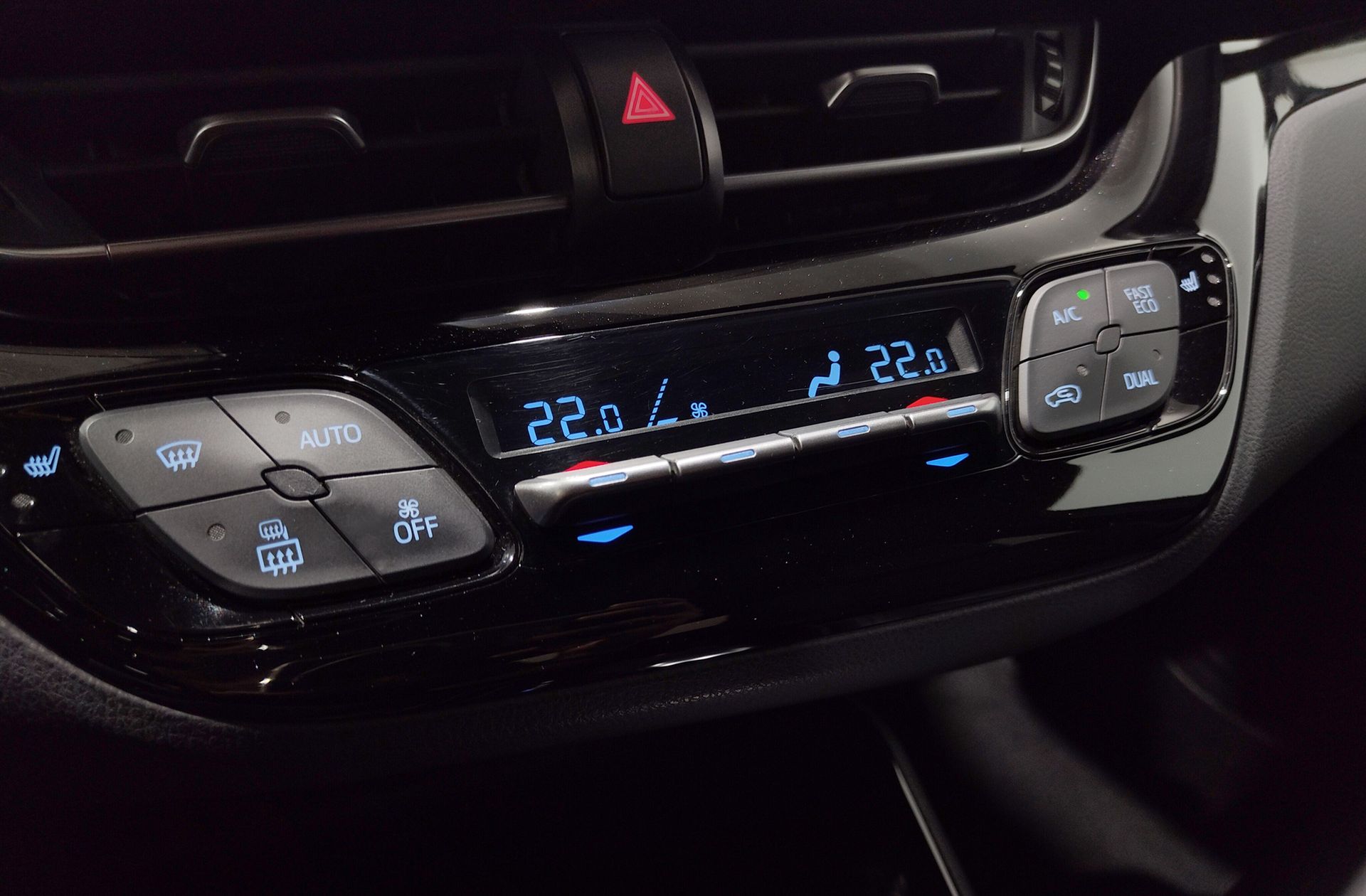 Toyota C-HR 1.8 125H Dynamic Plus - foto 37