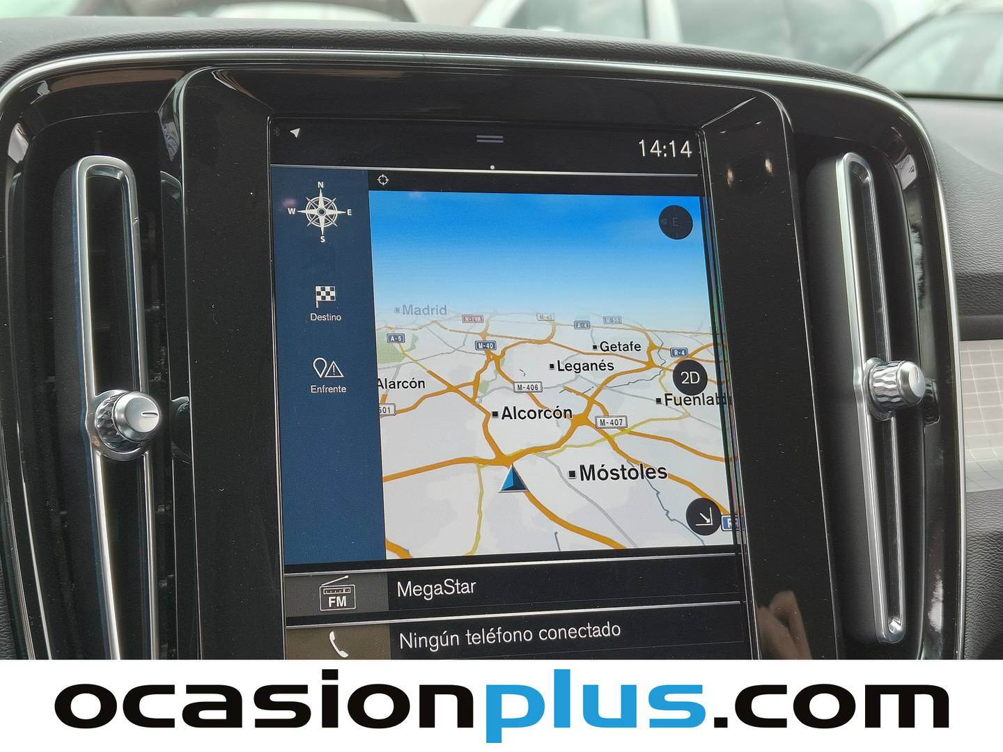 Extras y acabados del Volvo XC40 Volvo XC40 T3 Momentum Pro Auto (163 CV)