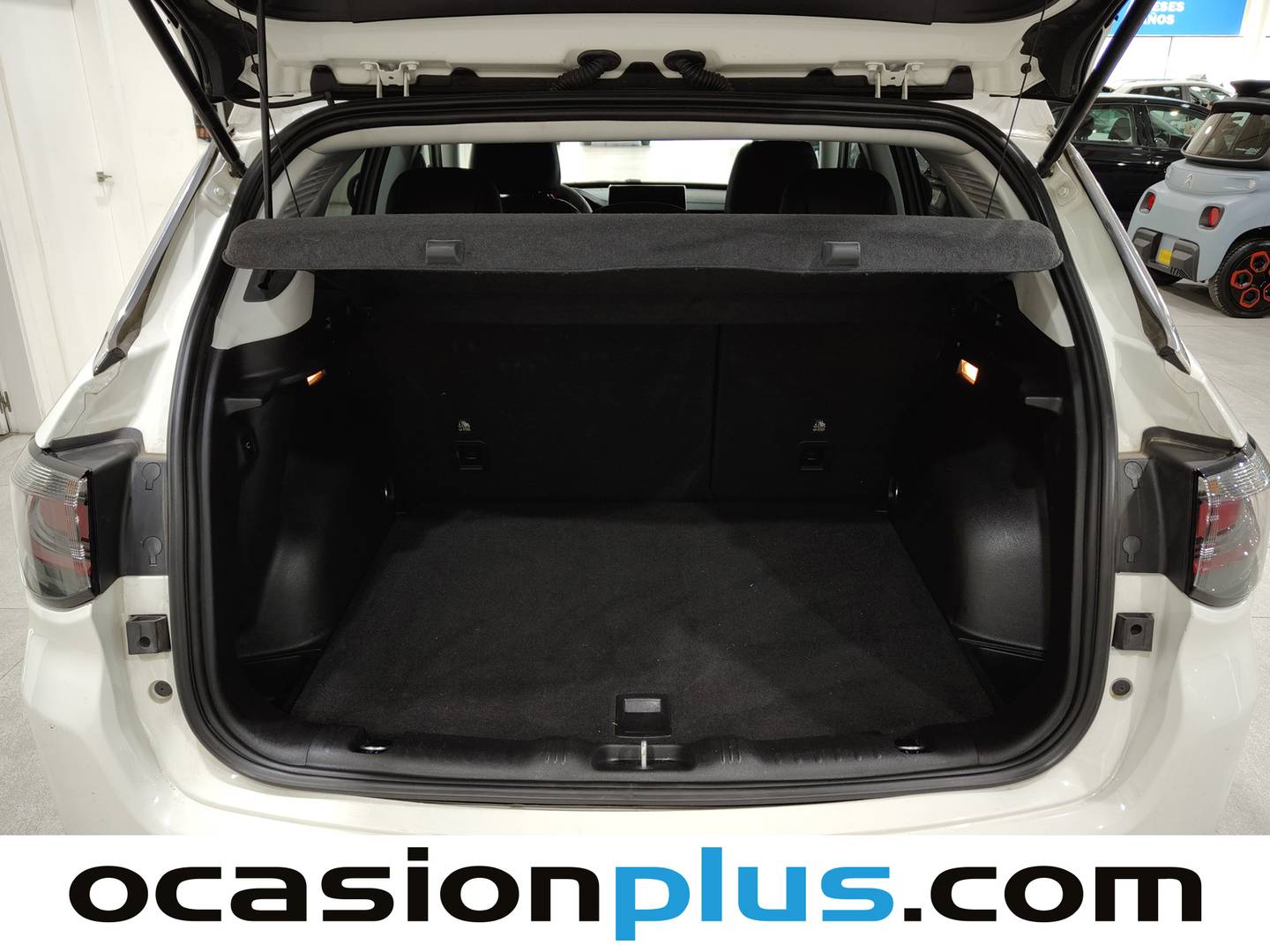 Fotos maletero Jeep Compass Jeep Compass 1.3 Gse Limited 4x2 DCT  (150 CV)