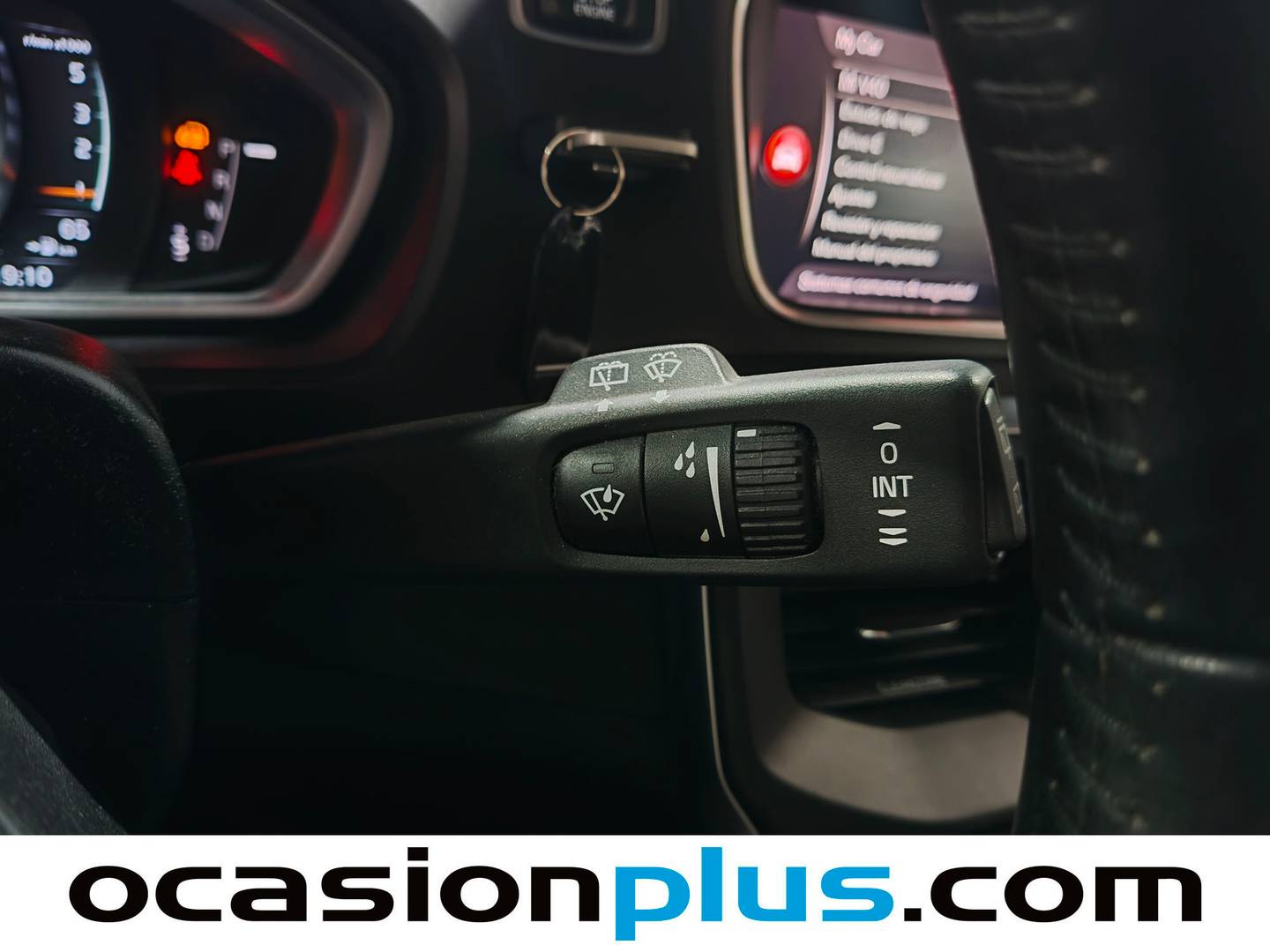 Foto Volvo V40 Volvo V40 2.0 D3 Momentum Auto (150 CV)