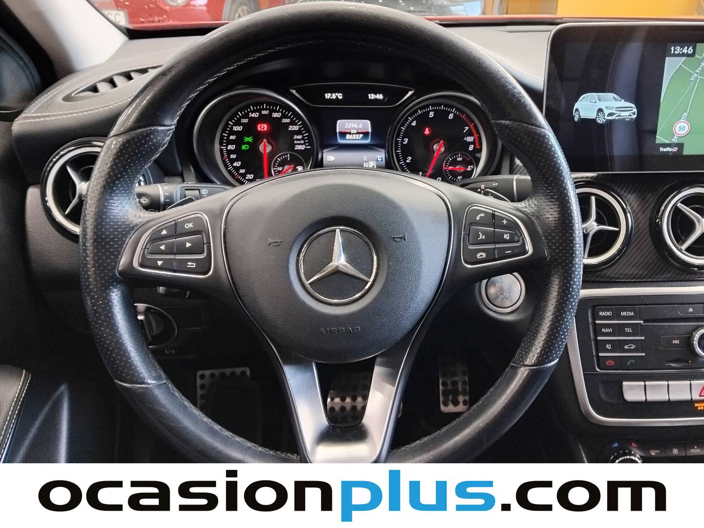 Mercedes GLA Mercedes-Benz GLA 180 (122 CV) automático