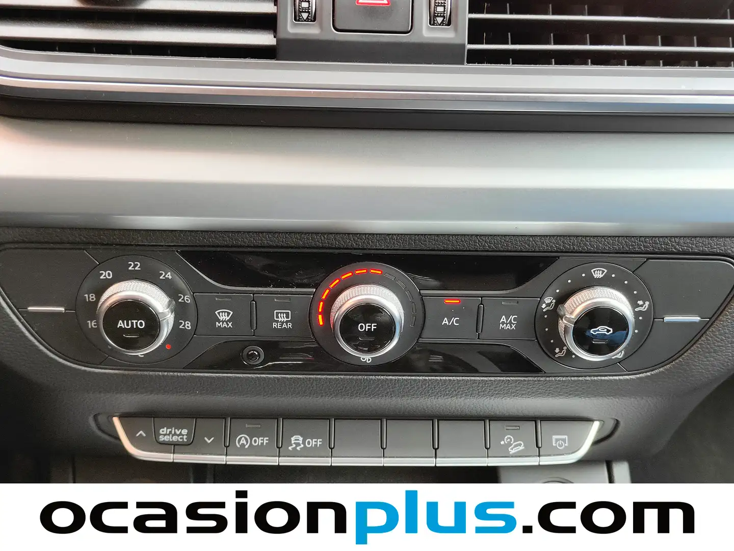 Foto Audi Q5 Audi Q5 Advanced 2.0 TDI (150 CV)