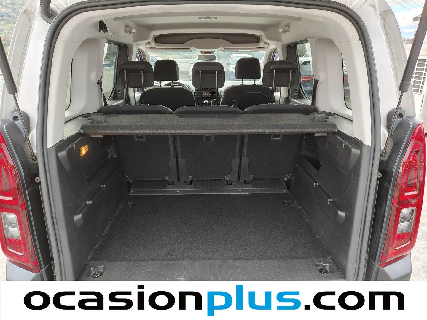 Fotos maletero Citroën Berlingo Citroen Berlingo BlueHDi 130 S&S Talla M Shine (130 CV)