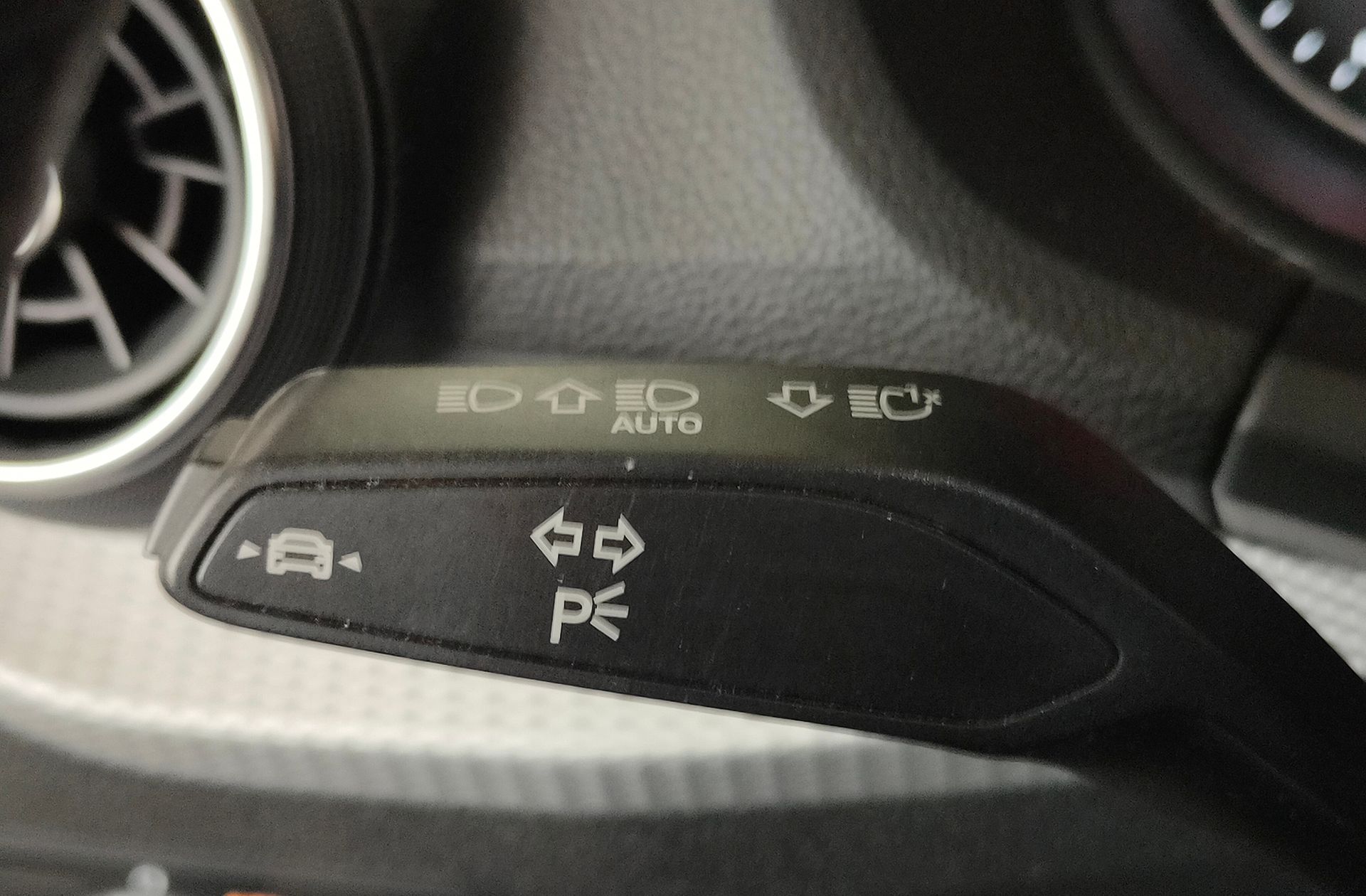 Audi Q2 Advanced 30 TDI - foto 26