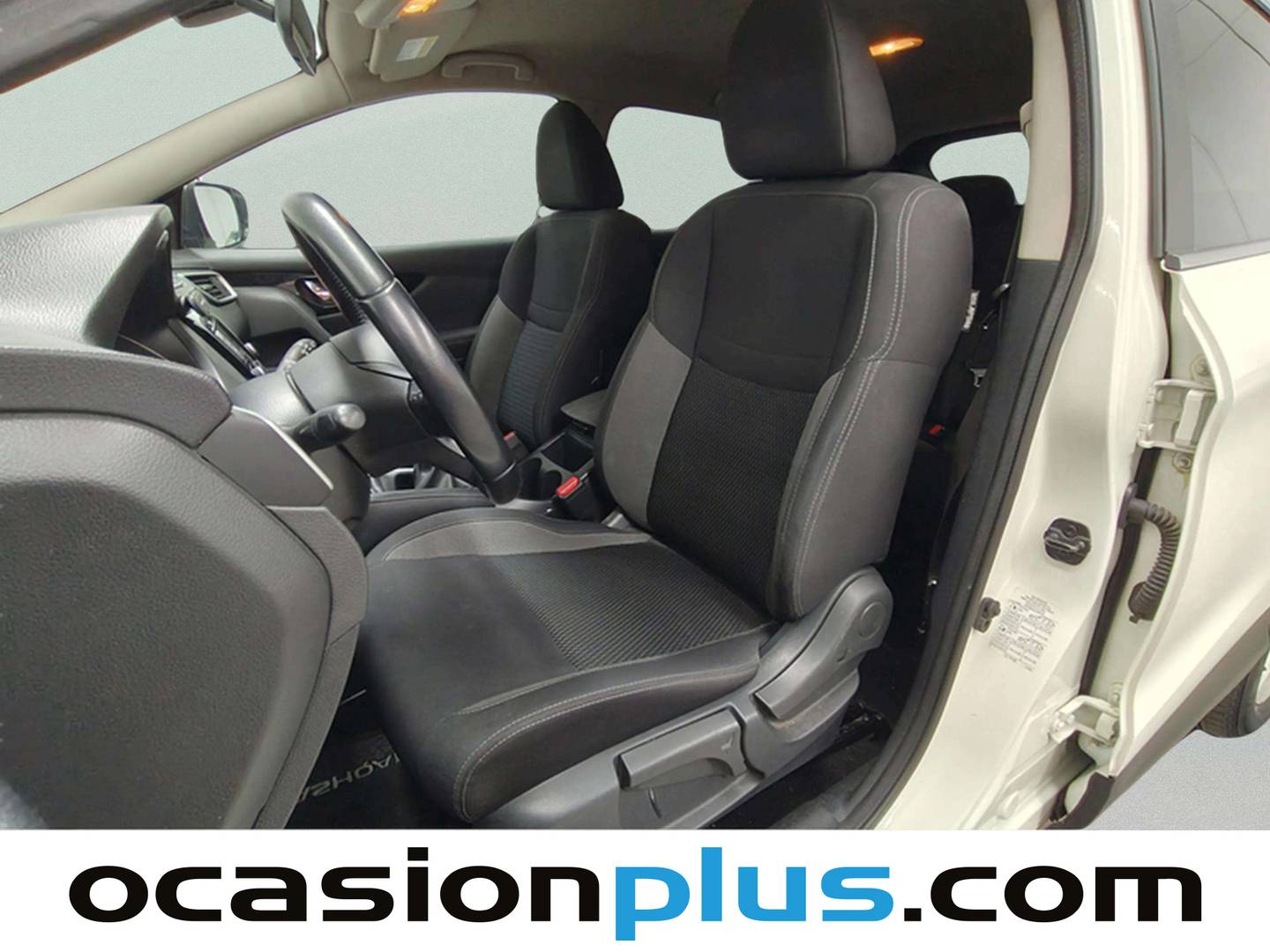 Foto asientos delanteros Nissan QASHQAI Nissan Qashqai dCi 115 Acenta (115 CV)