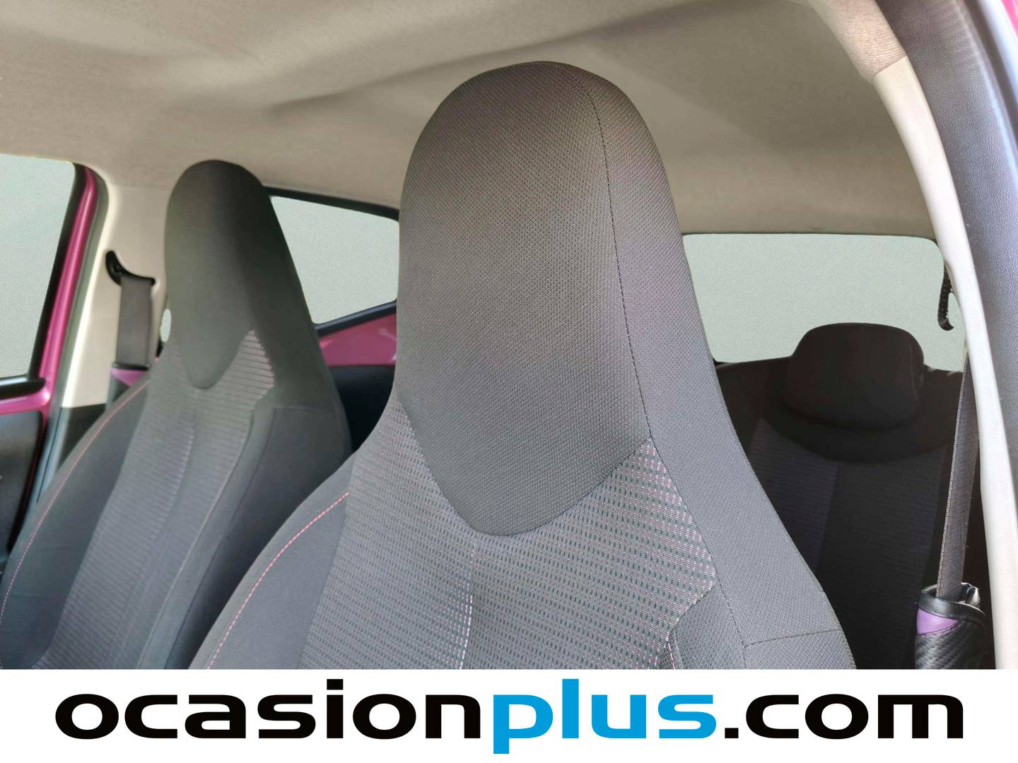 Extras y acabados del Toyota Aygo Toyota Aygo 1.0 70 x-play (72 CV)