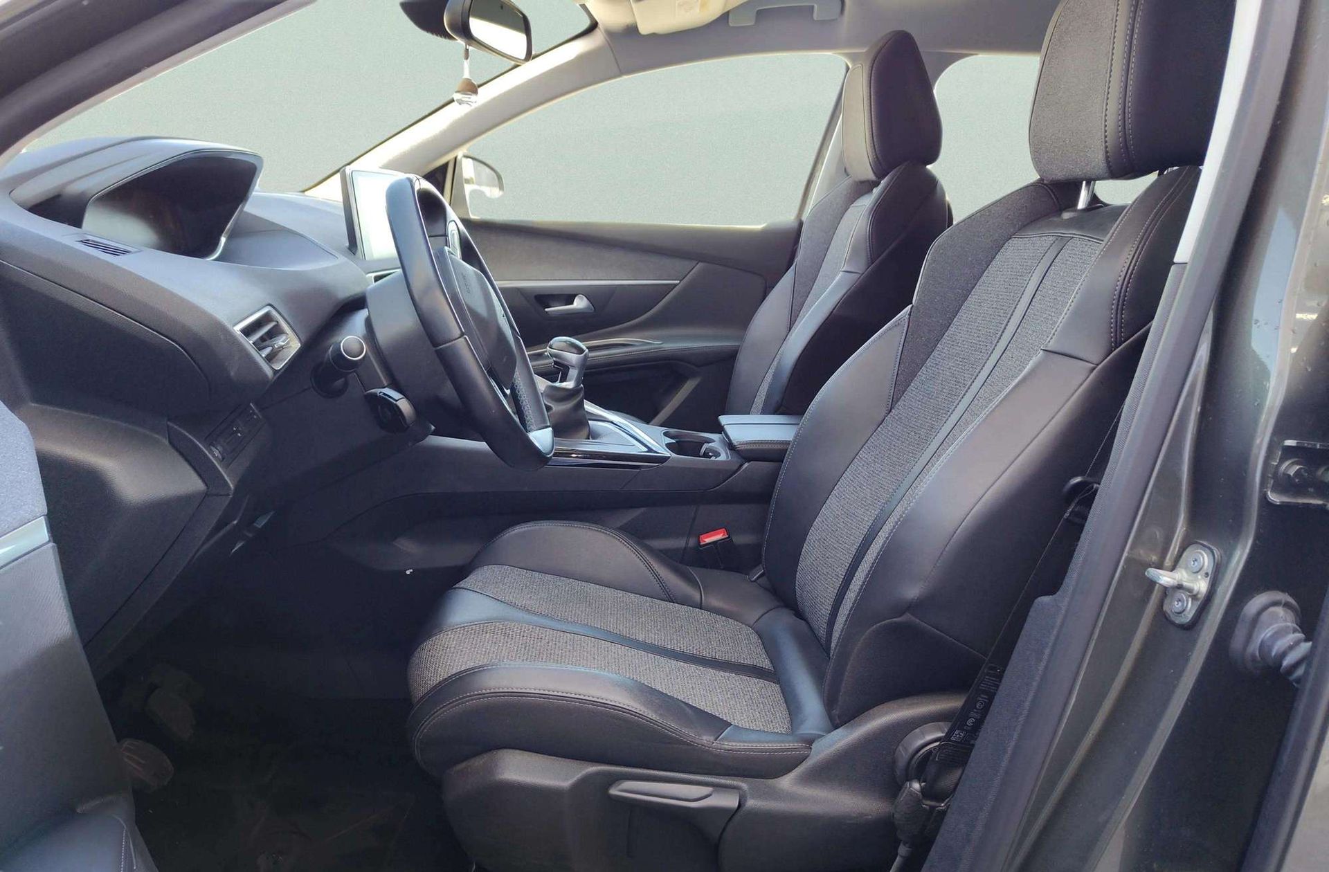 Peugeot 5008 PureTech 130 Allure 7 plazas - foto 16