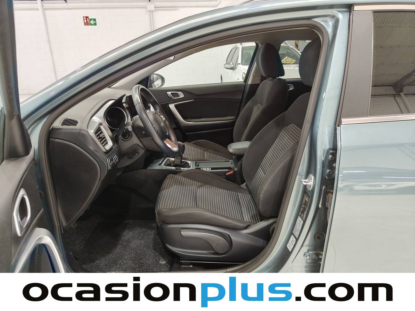 Foto asientos delanteros KIA XCeed KIA XCeed 1.0 T-GDi Drive (100 CV)