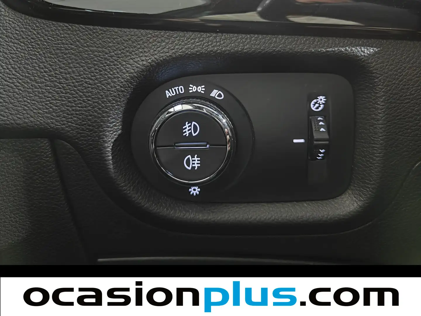 Foto Opel Astra Opel Astra 1.6 CDTi Dynamic (110 CV)