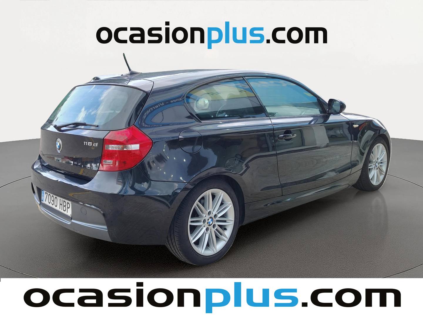 Foto trasera BMW Serie 1 BMW Serie 1 116d (116 CV) Pack M derecha