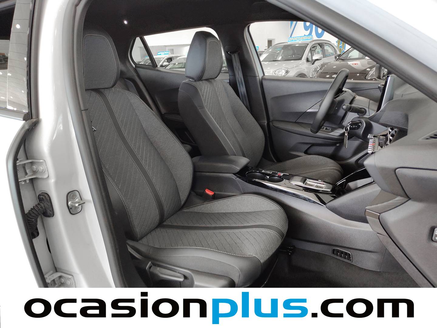 Peugeot 2008 Peugeot 2008 Allure Hybrid eDCS6 (145 CV) híbrido