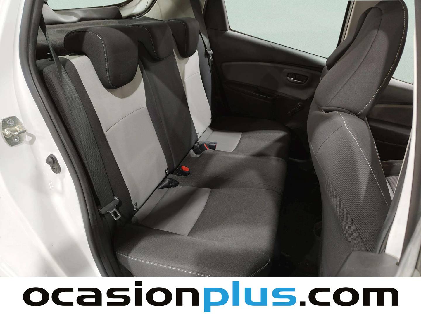 Foto Toyota Yaris Toyota Yaris 1.5 100H Active Tech (100 CV)