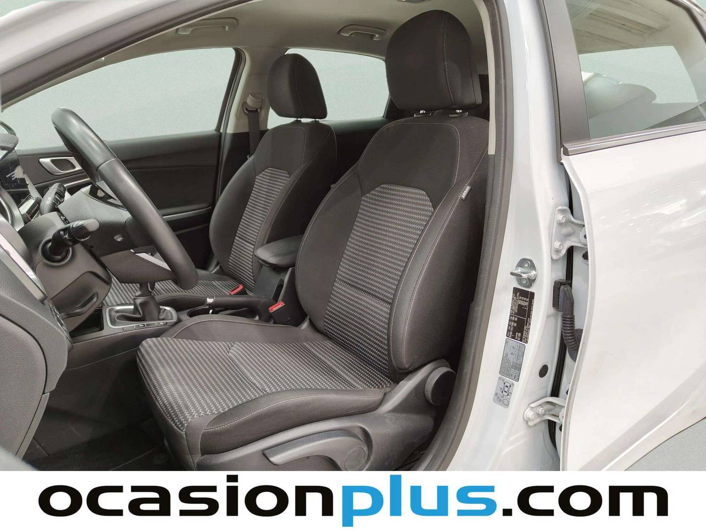 Foto asientos delanteros KIA Ceed KIA Ceed 1.0 T-GDI Drive (100 CV)
