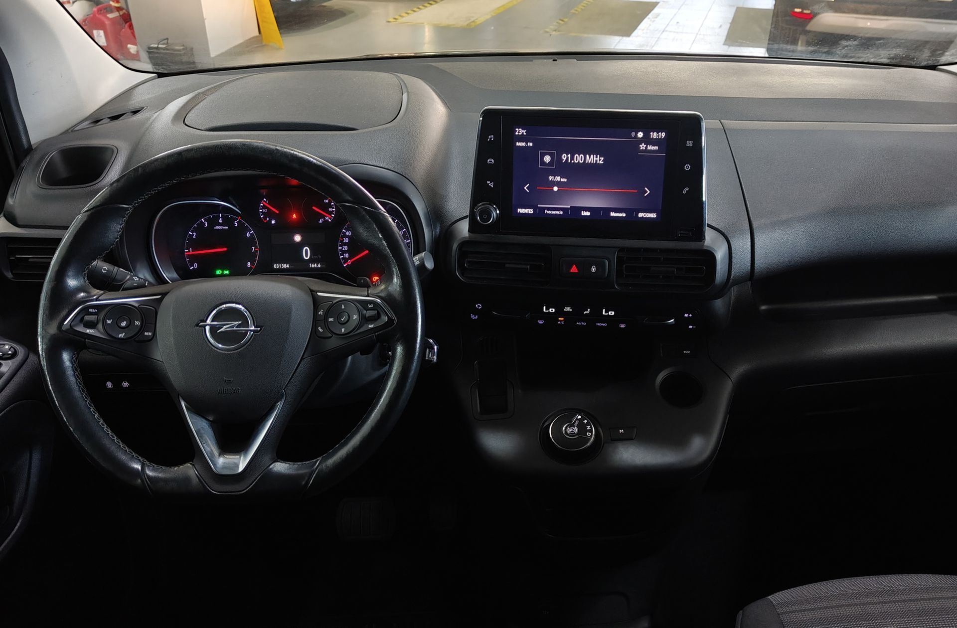 Opel Combo 1.5 TD Business Elegance Plus L1 - foto 6