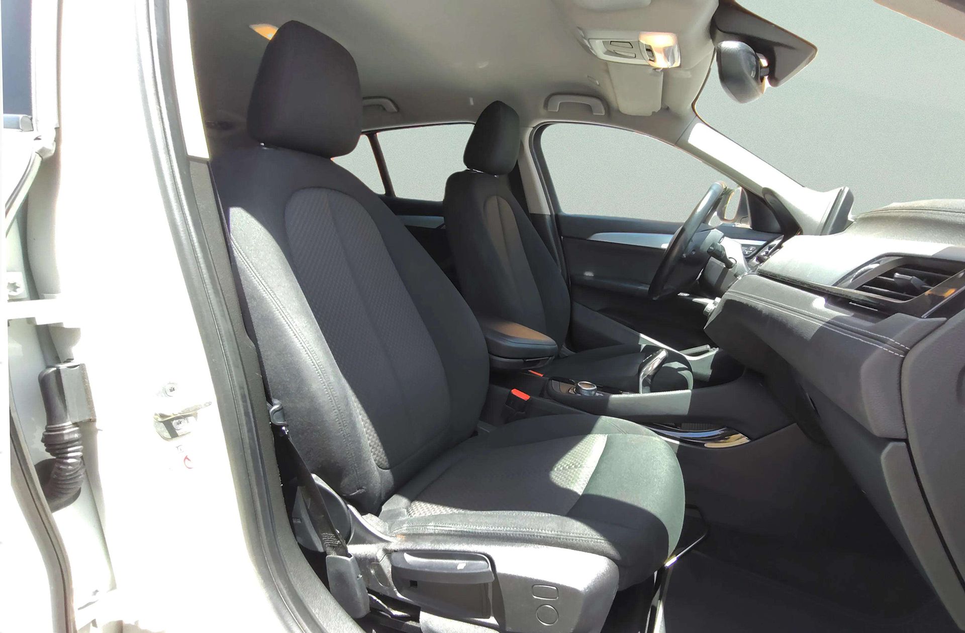 BMW X2 sDrive18d - foto 18