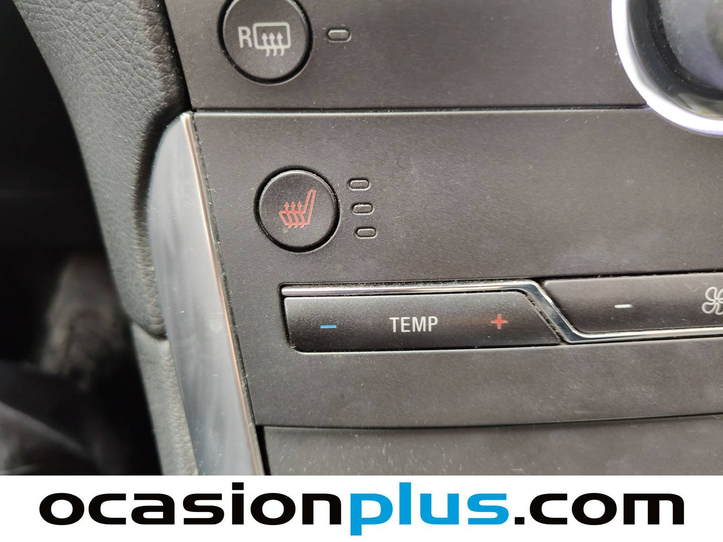 Equipamiento del Ford S-MAX Ford S-Max 2.0 TDCI Titanium PowerShift (150 CV)
