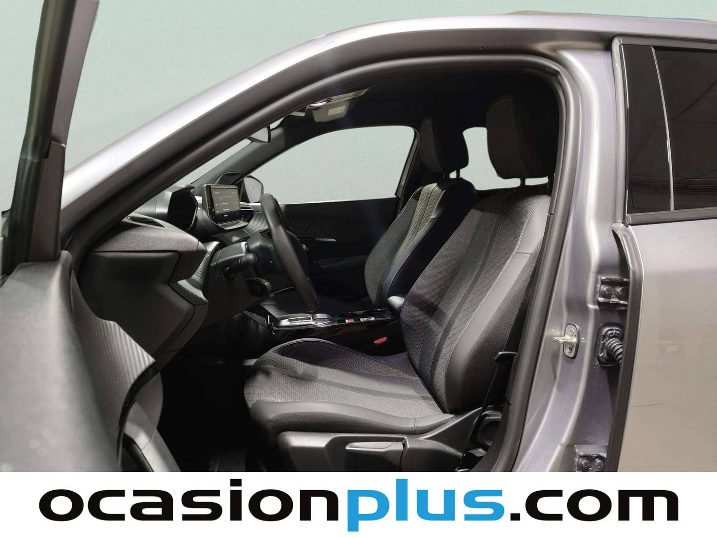 Foto asientos delanteros Peugeot 2008 Peugeot 2008 Allure Hybrid eDCS6 (145 CV)
