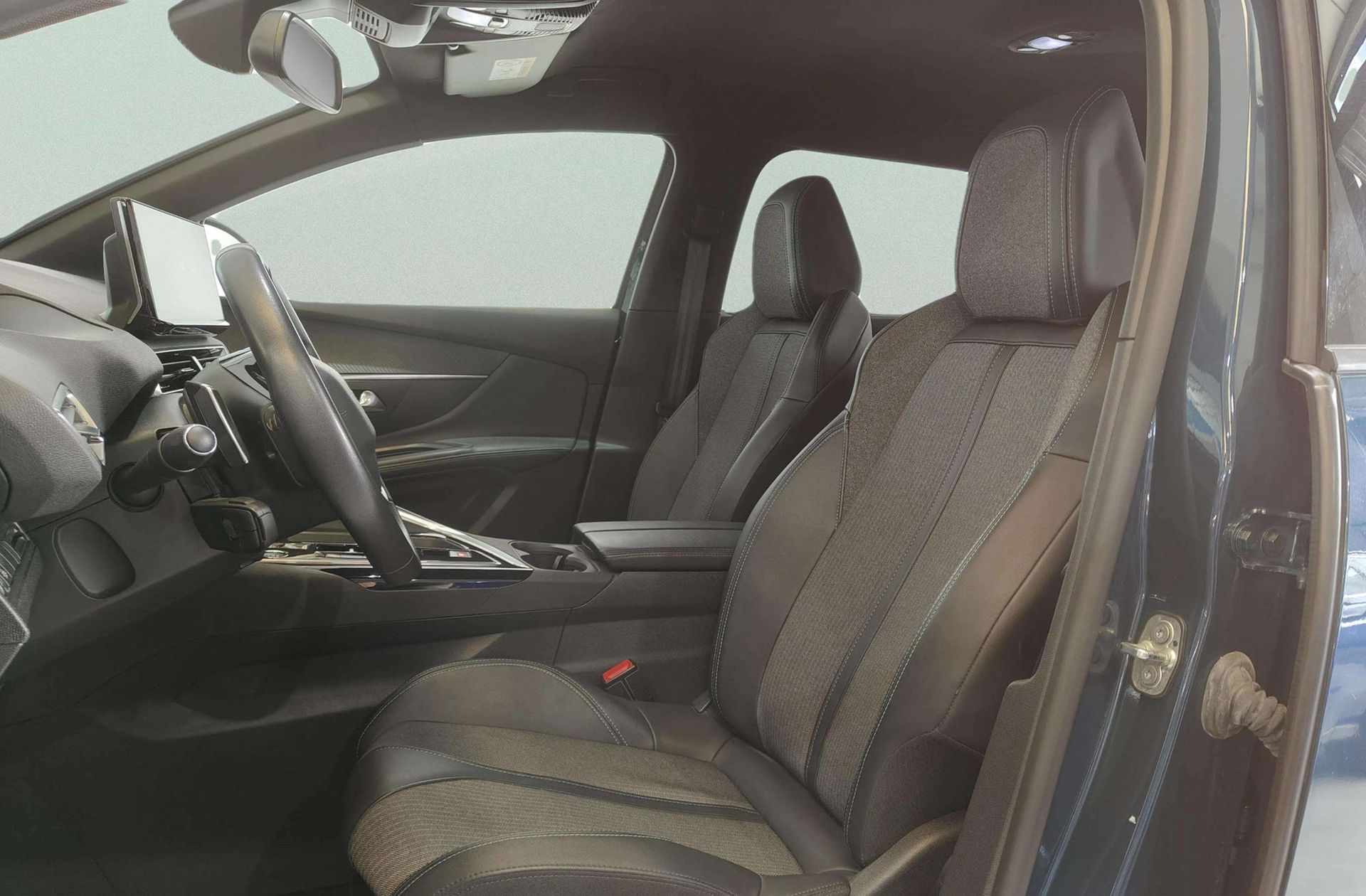 Peugeot 5008 1.2 Allure Pack eDCS6 7 plazas - foto 12