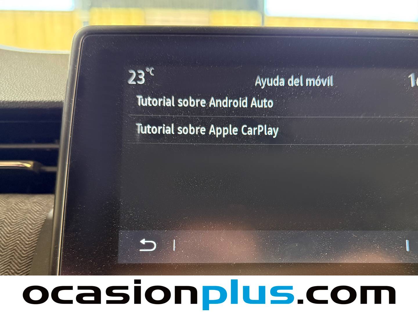 Extras y acabados del Renault Clio Renault Clio Techno E-Tech full Híbrido (143 CV)