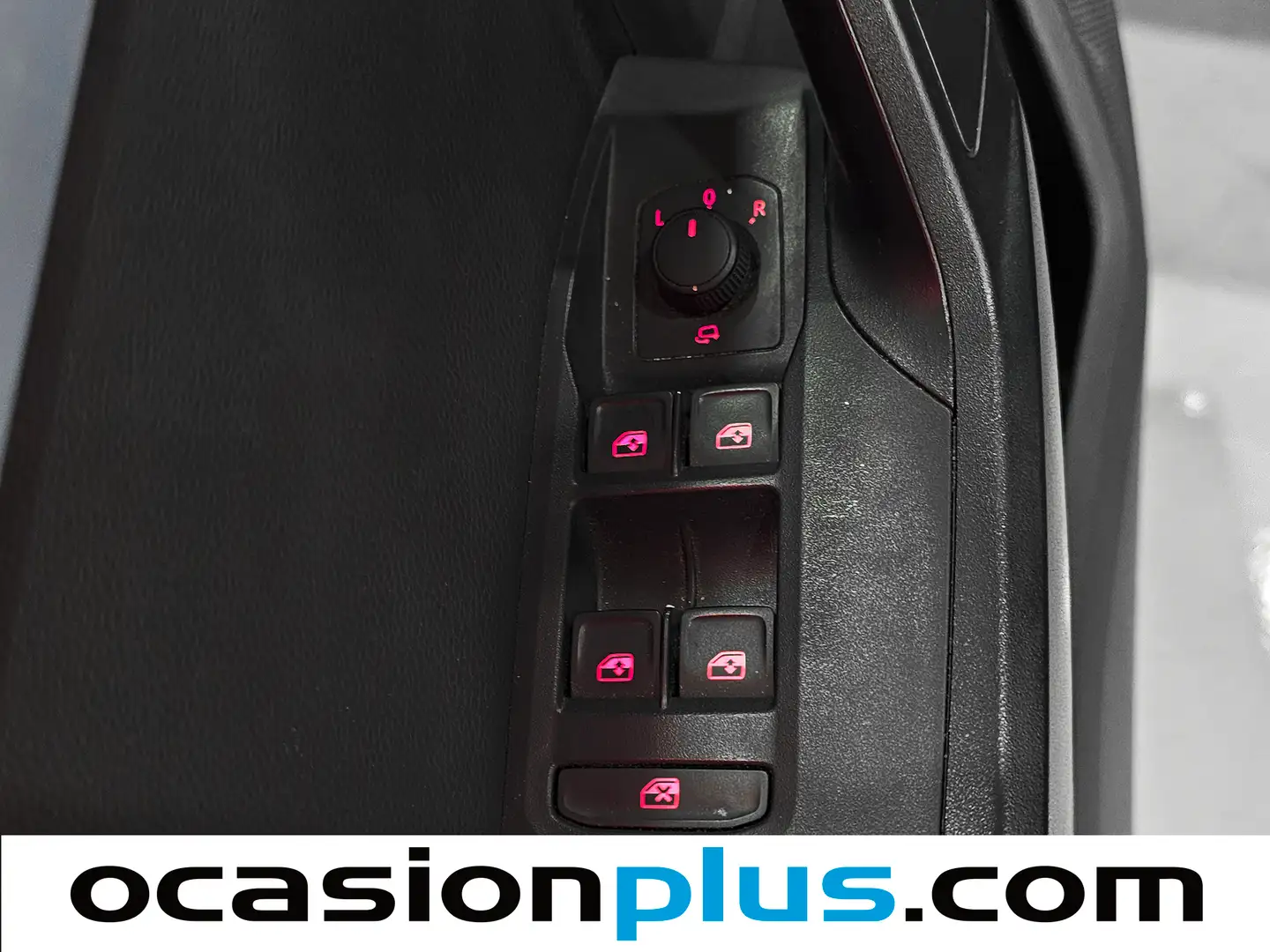 Foto Seat Arona SEAT Arona 1.5 TSI FR XL DSG (150 CV)