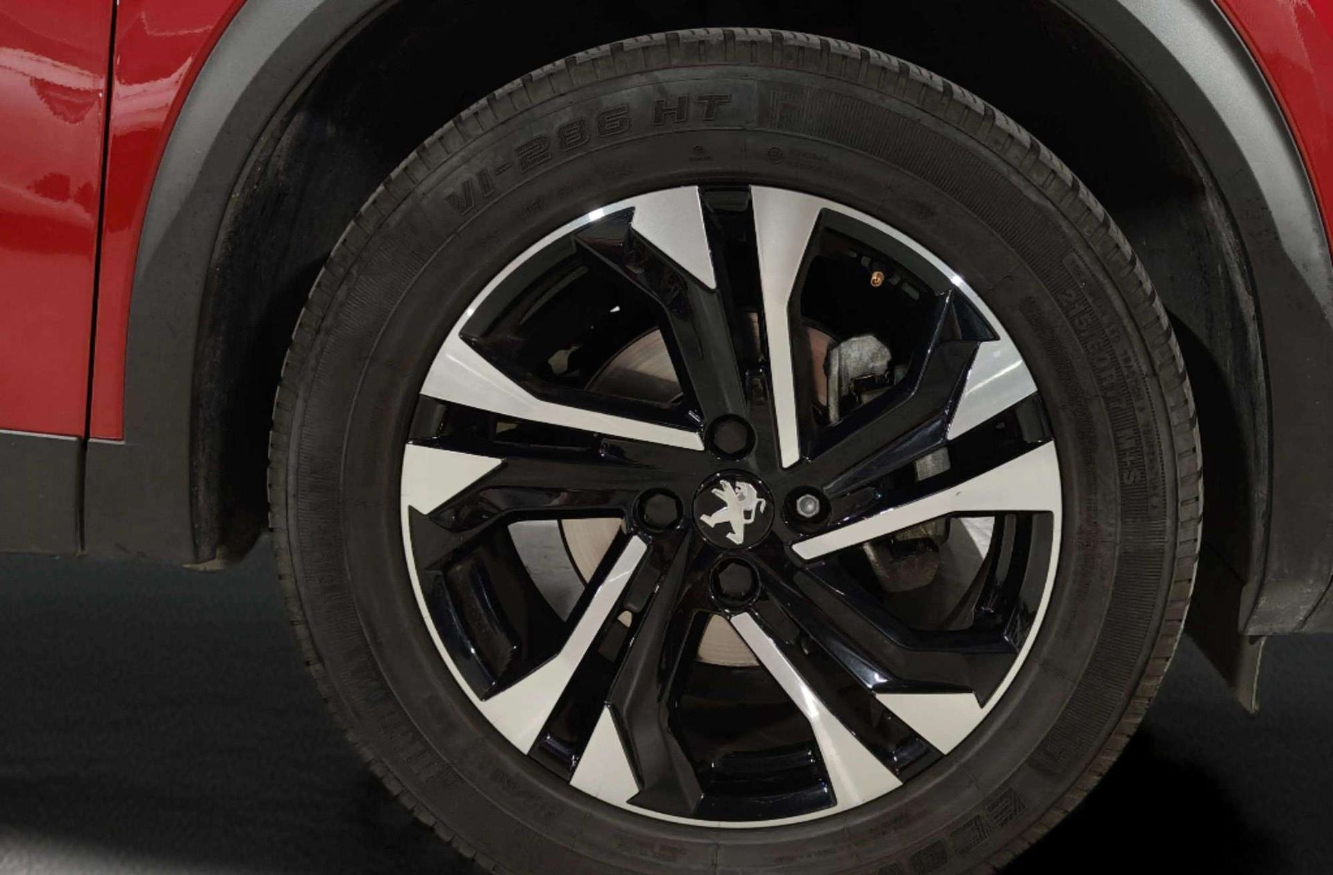 Peugeot 2008 PureTech 130 GT - foto 38