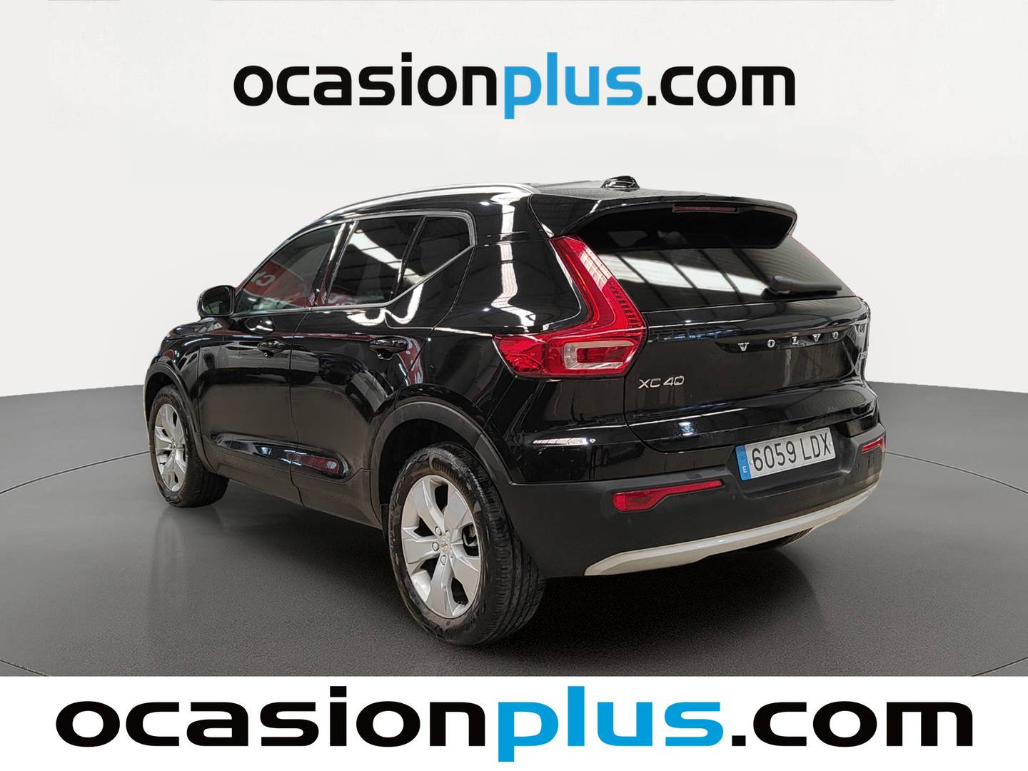 Foto trasera Volvo XC40 Volvo XC40 D3 Business Plus Auto  (150 CV) derecha