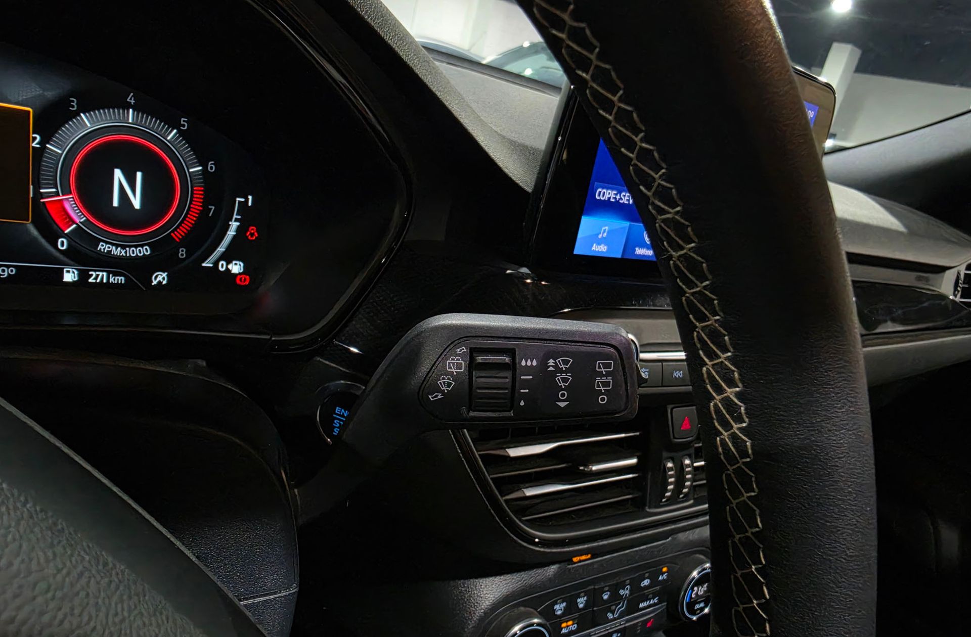 Ford Focus 2.3 EcoBoost ST - foto 34